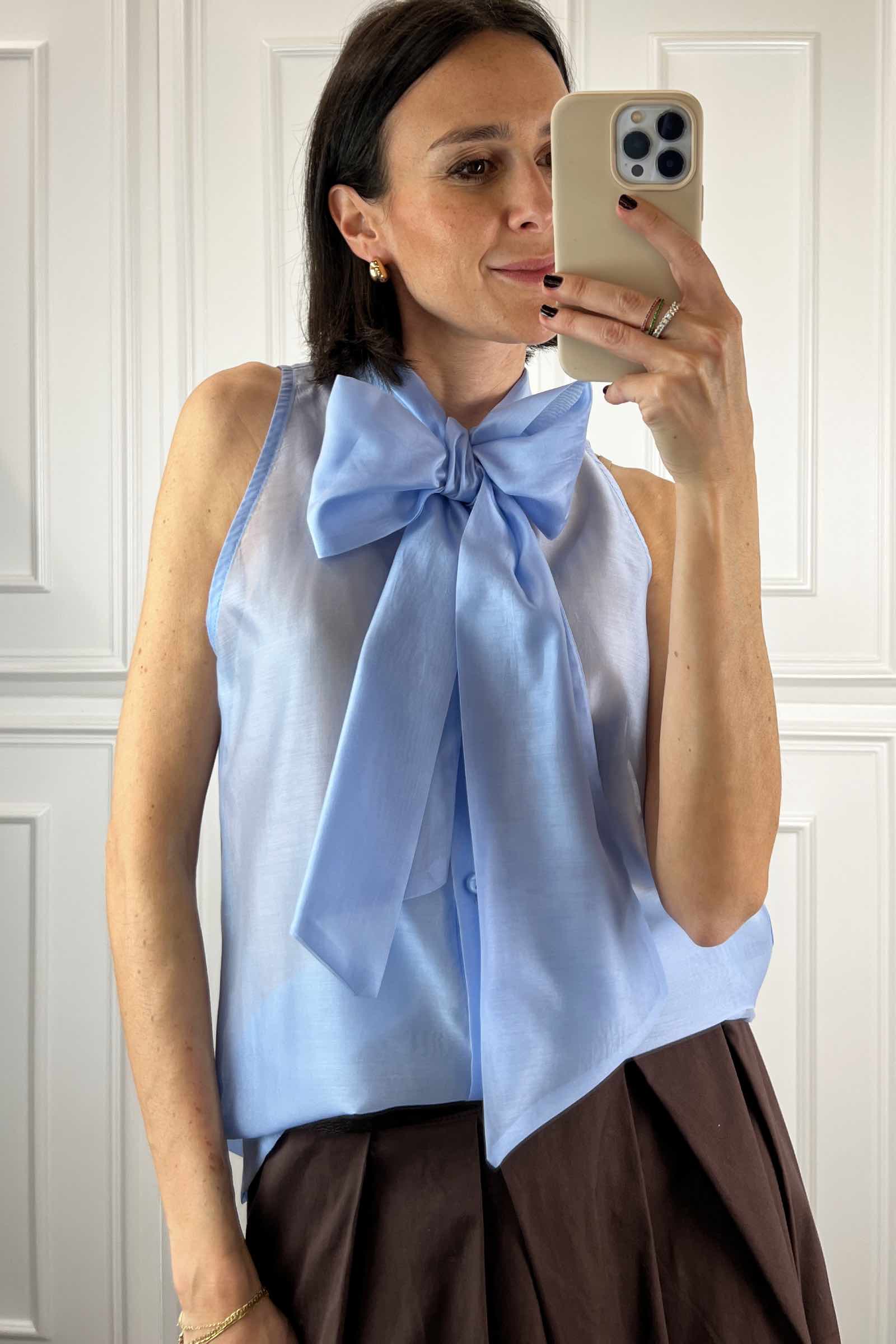 Camicia fiocco smanicata