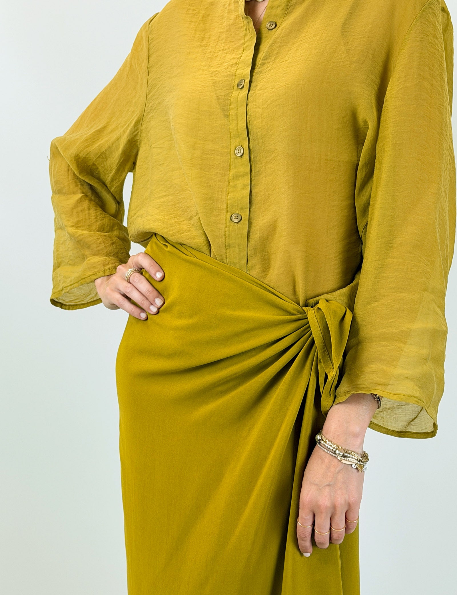 Camicia manica bottone