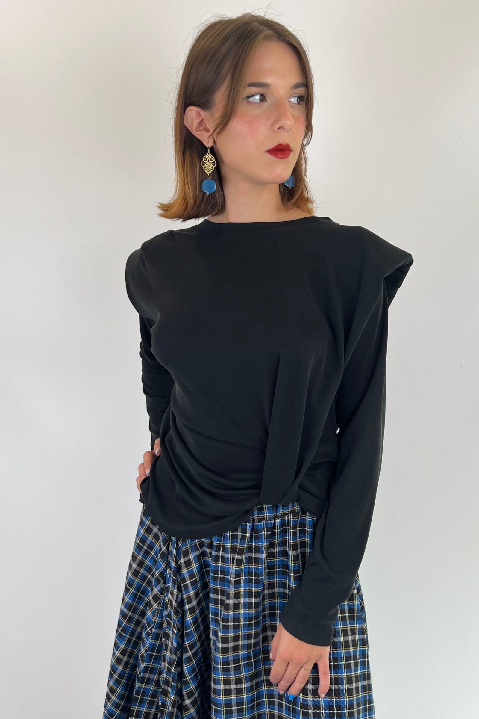 Maglia spalline con arriccio