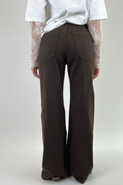 Pantalone flare