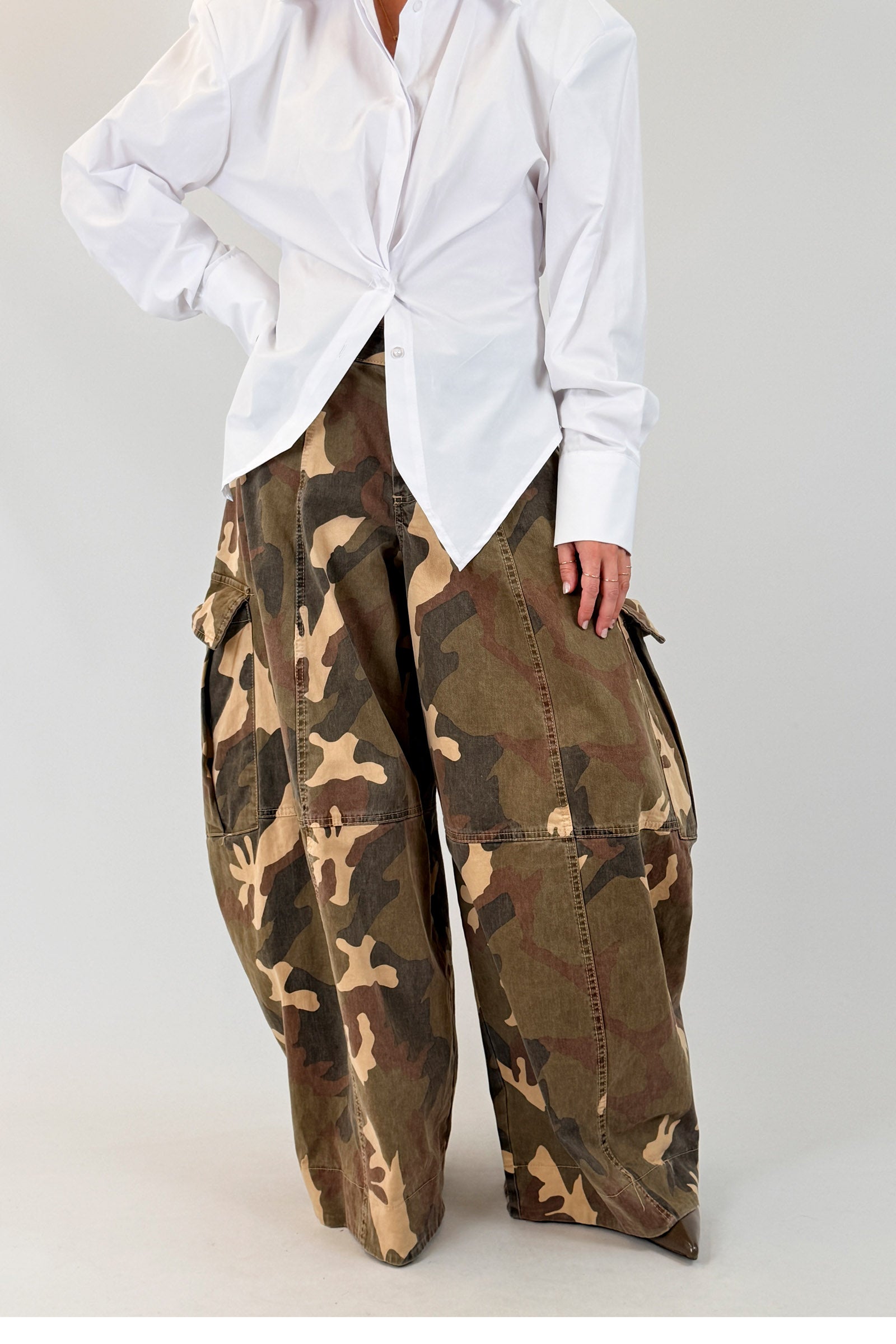 Pantalone maxi cargo