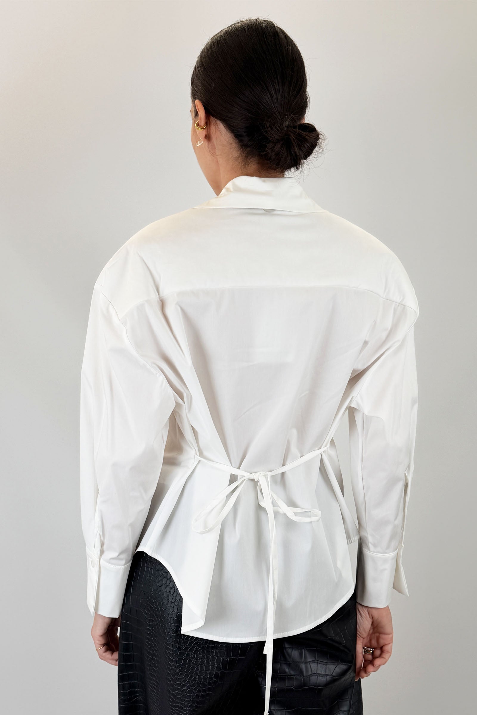 Camicia spalline e laccetti