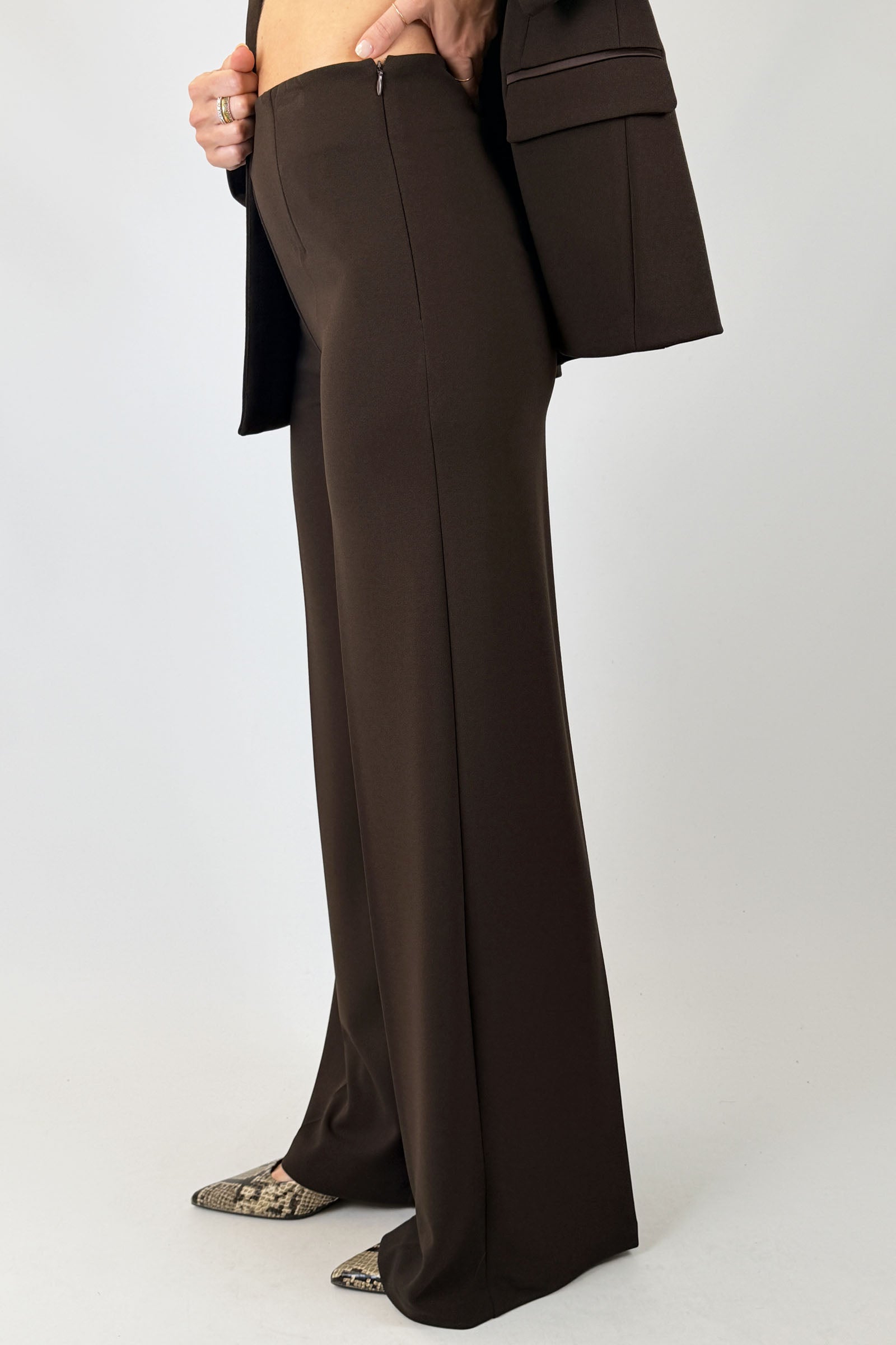 Pantalone ampio fluido