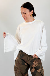 T-shirt manica campana