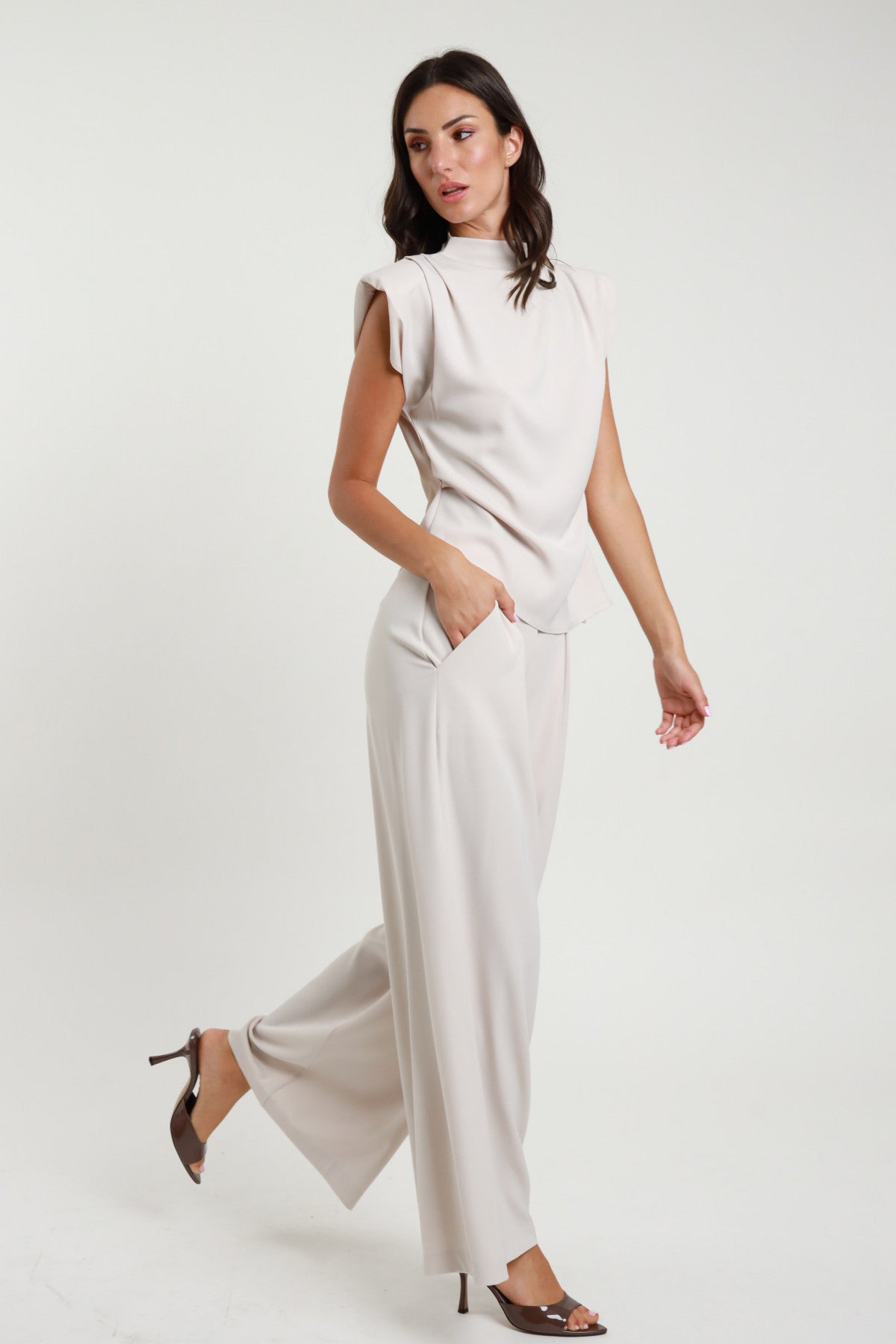 Completo top e pantalone