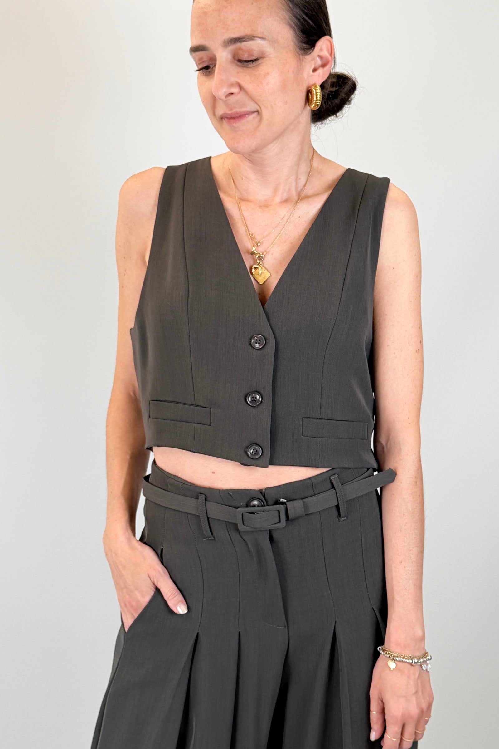 Gilet crop 3 bottoni