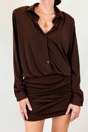 Abito camicia con arricciatura