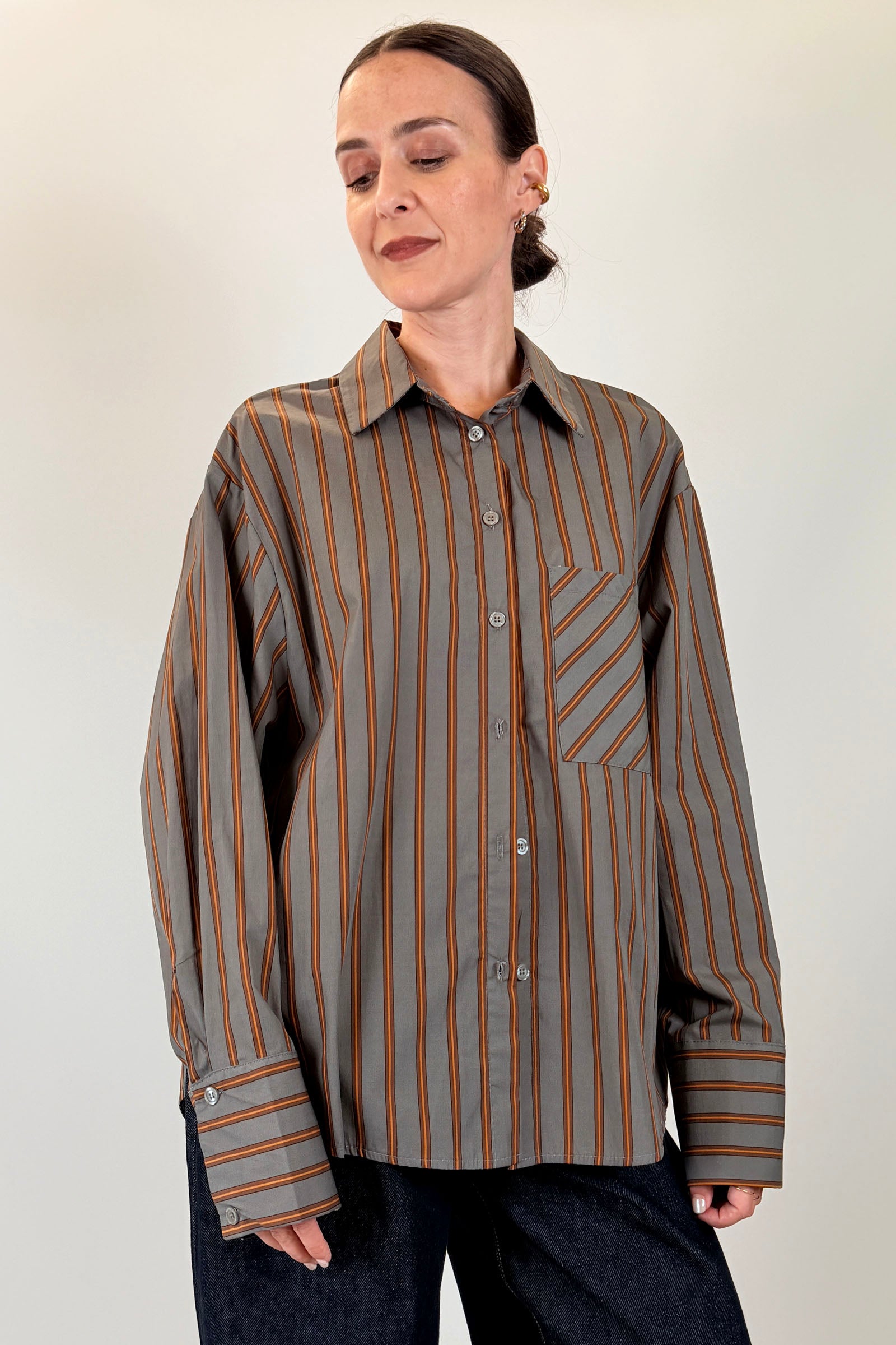 Camicia over con tasca