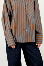 Camicia over con tasca