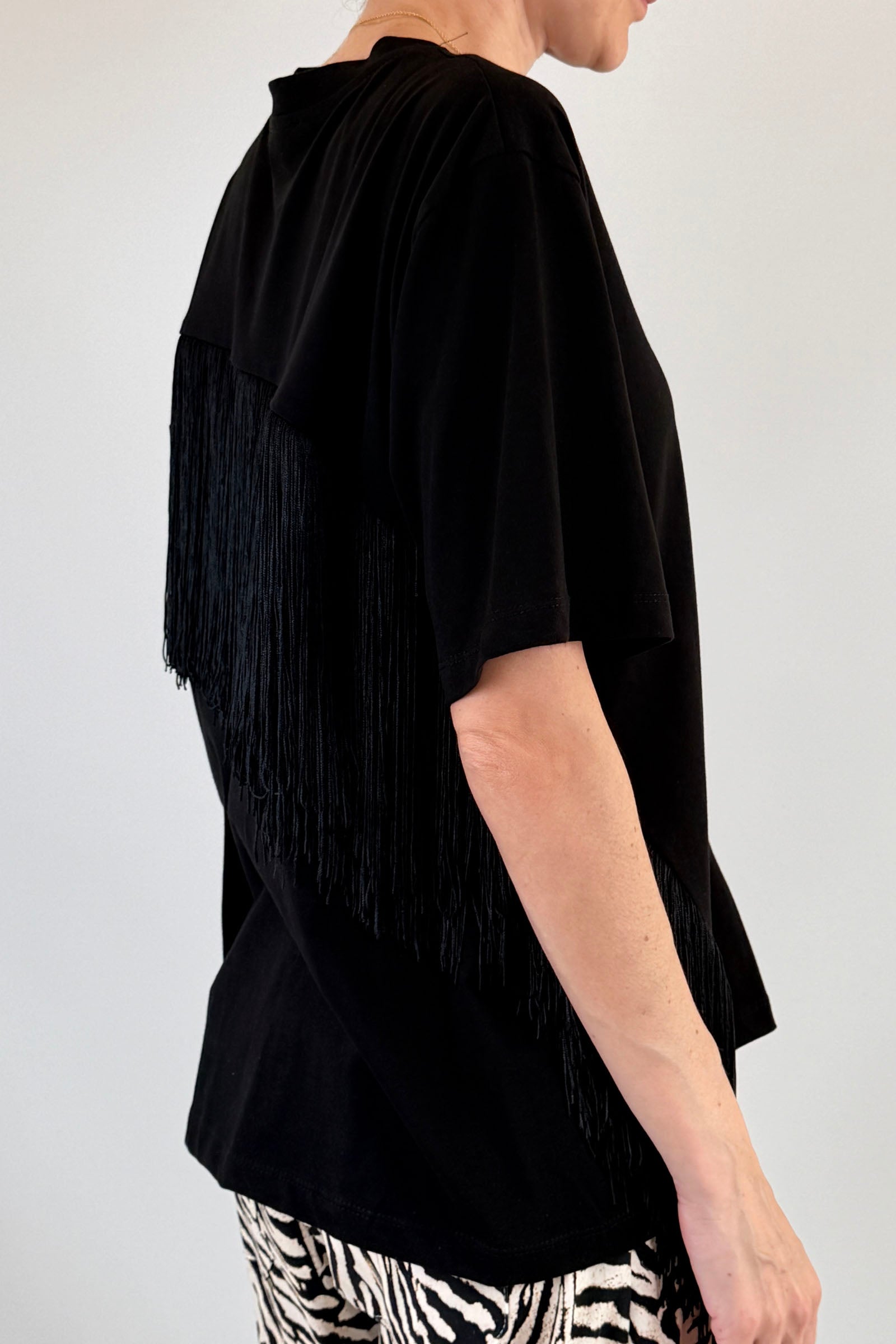 T-shirt con frange