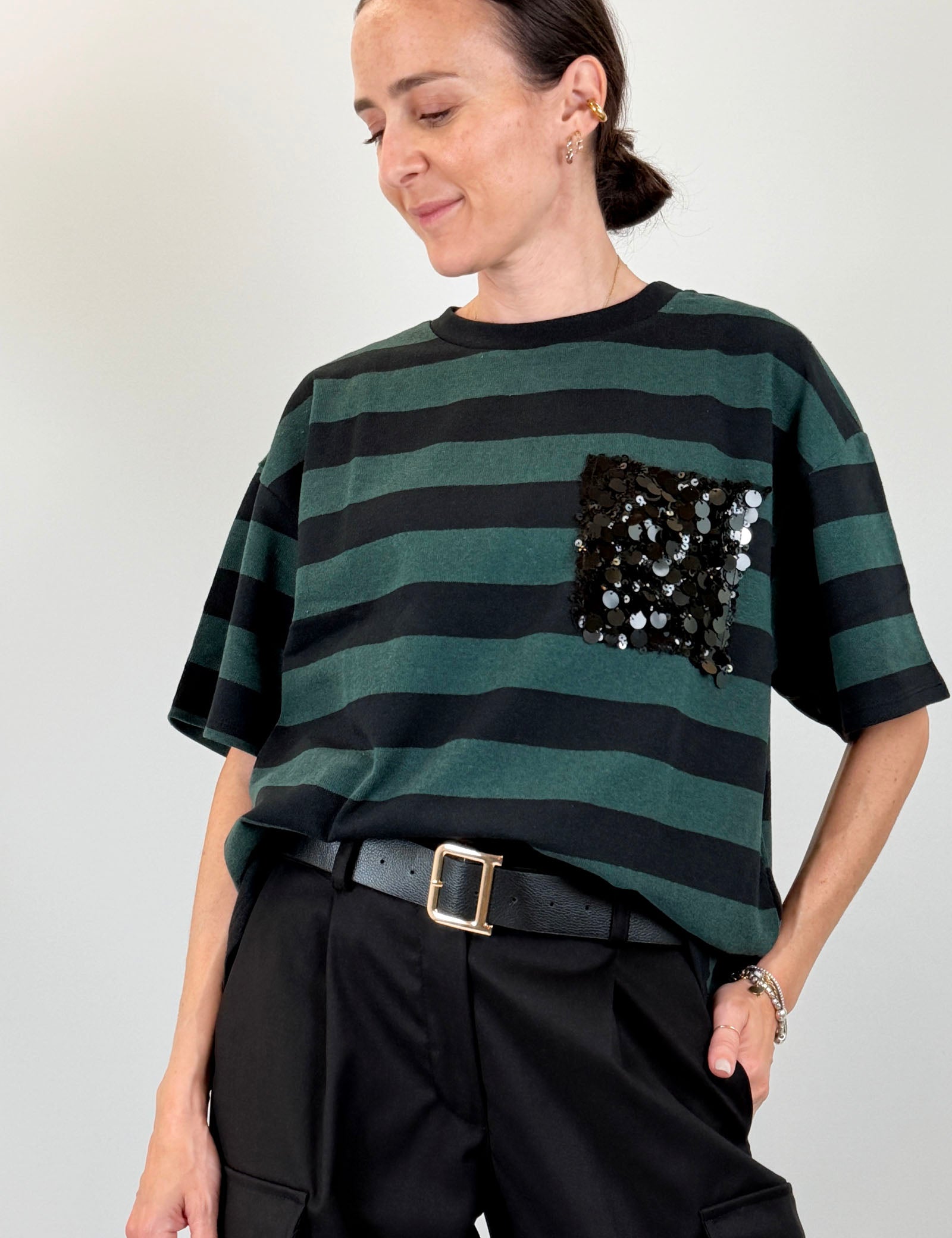 T-shirt righe tasca paillettes