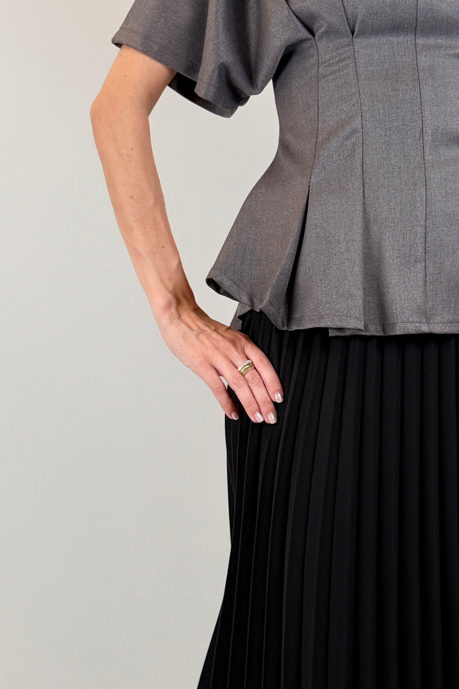 T-shirt godet con zip