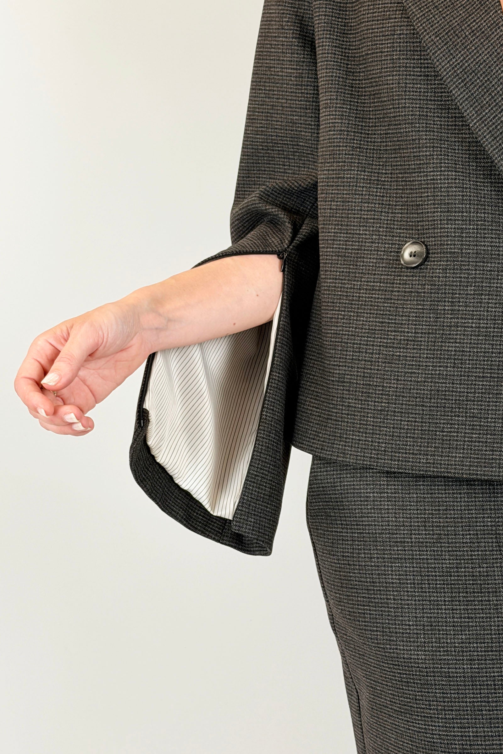 Blazer maniche con spacco