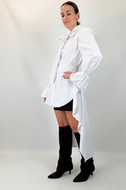 Camicia con fiocco e strascico
