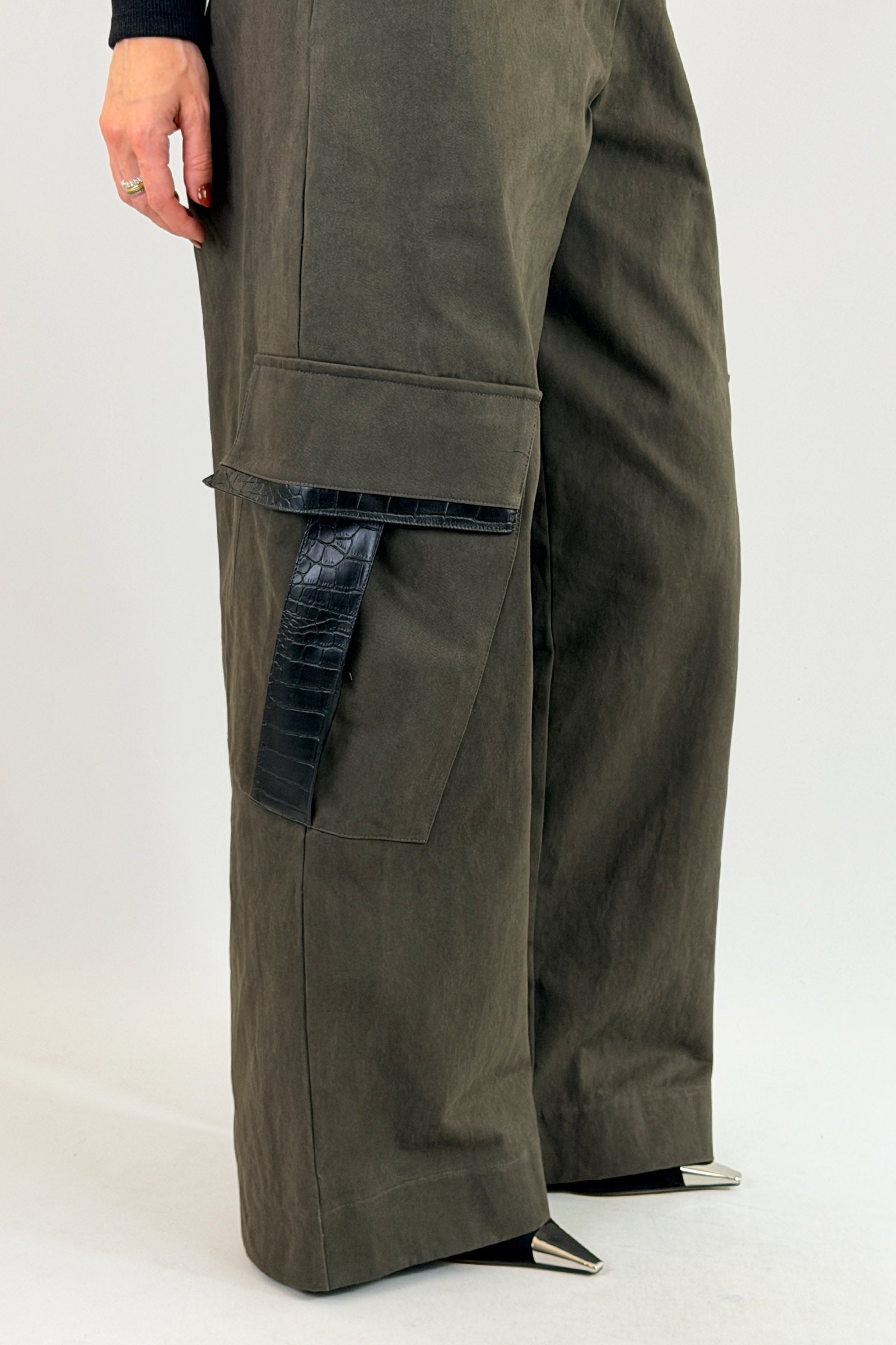 Pantalone cargo inserti cocco