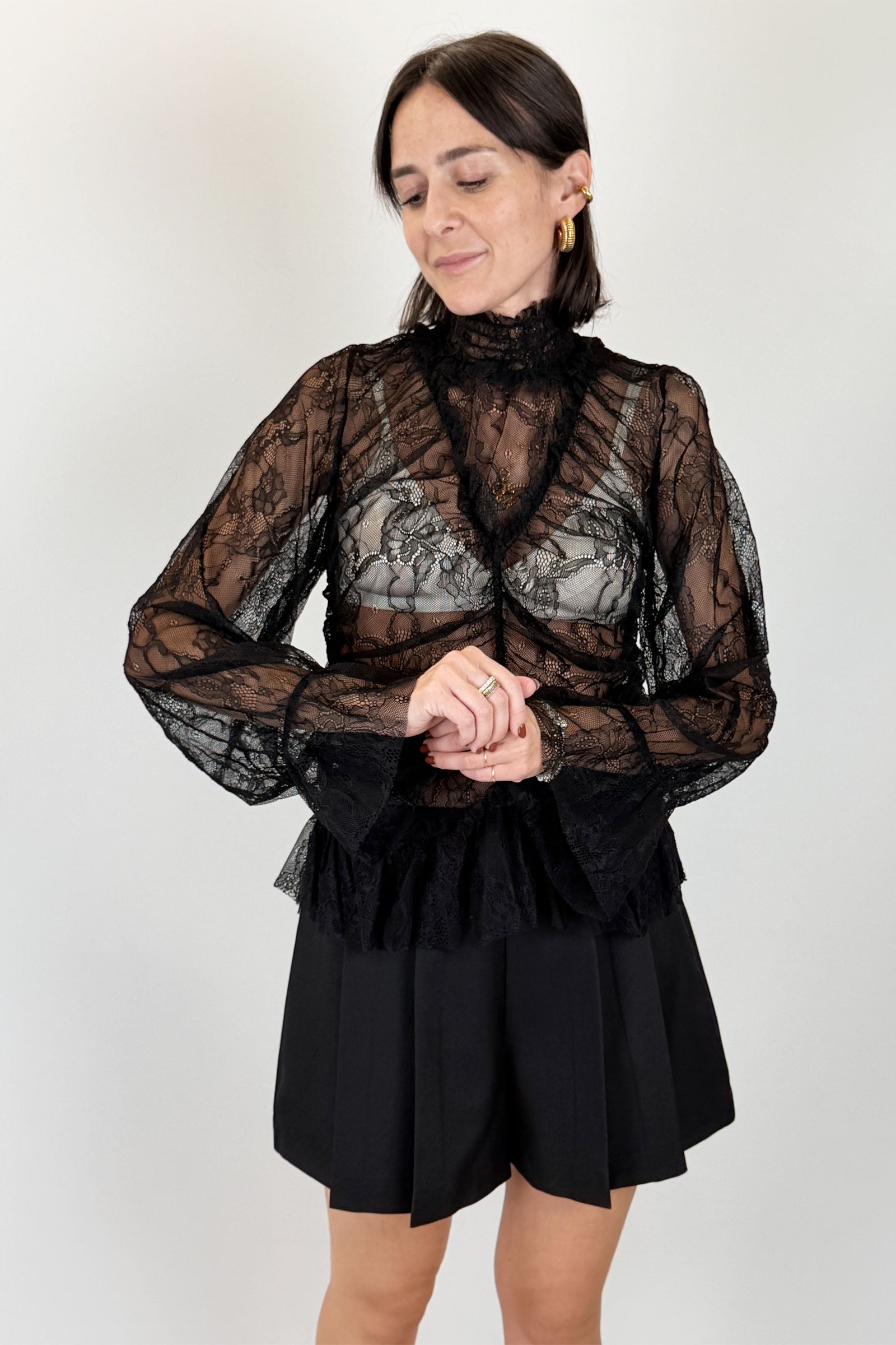 Short con pieghe