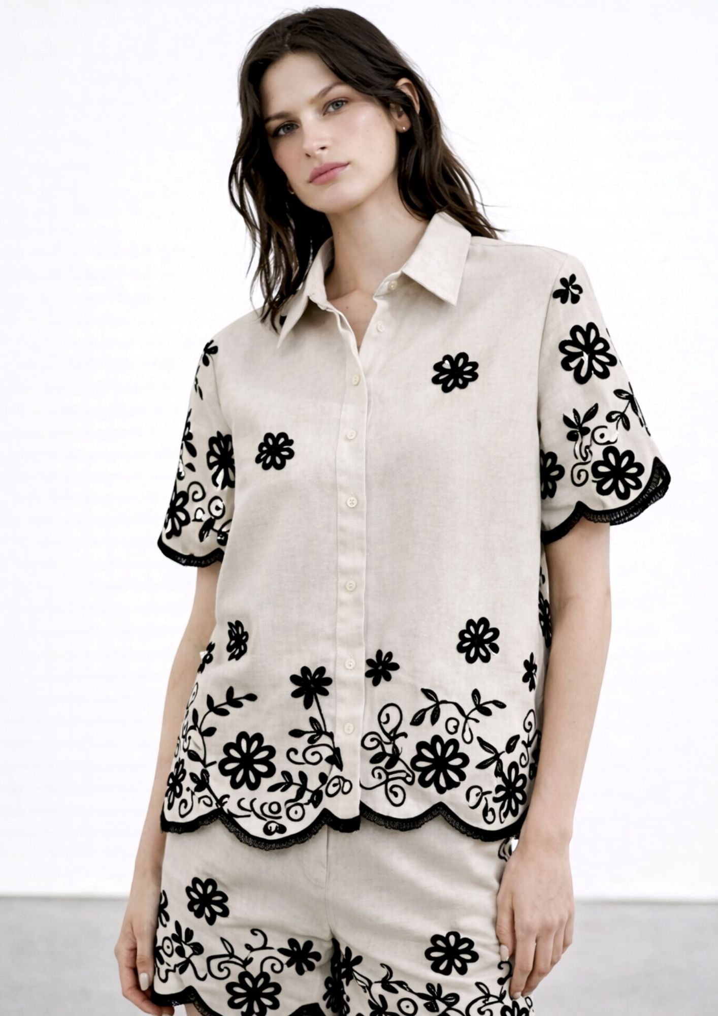 Camicia mezza manica ricami
