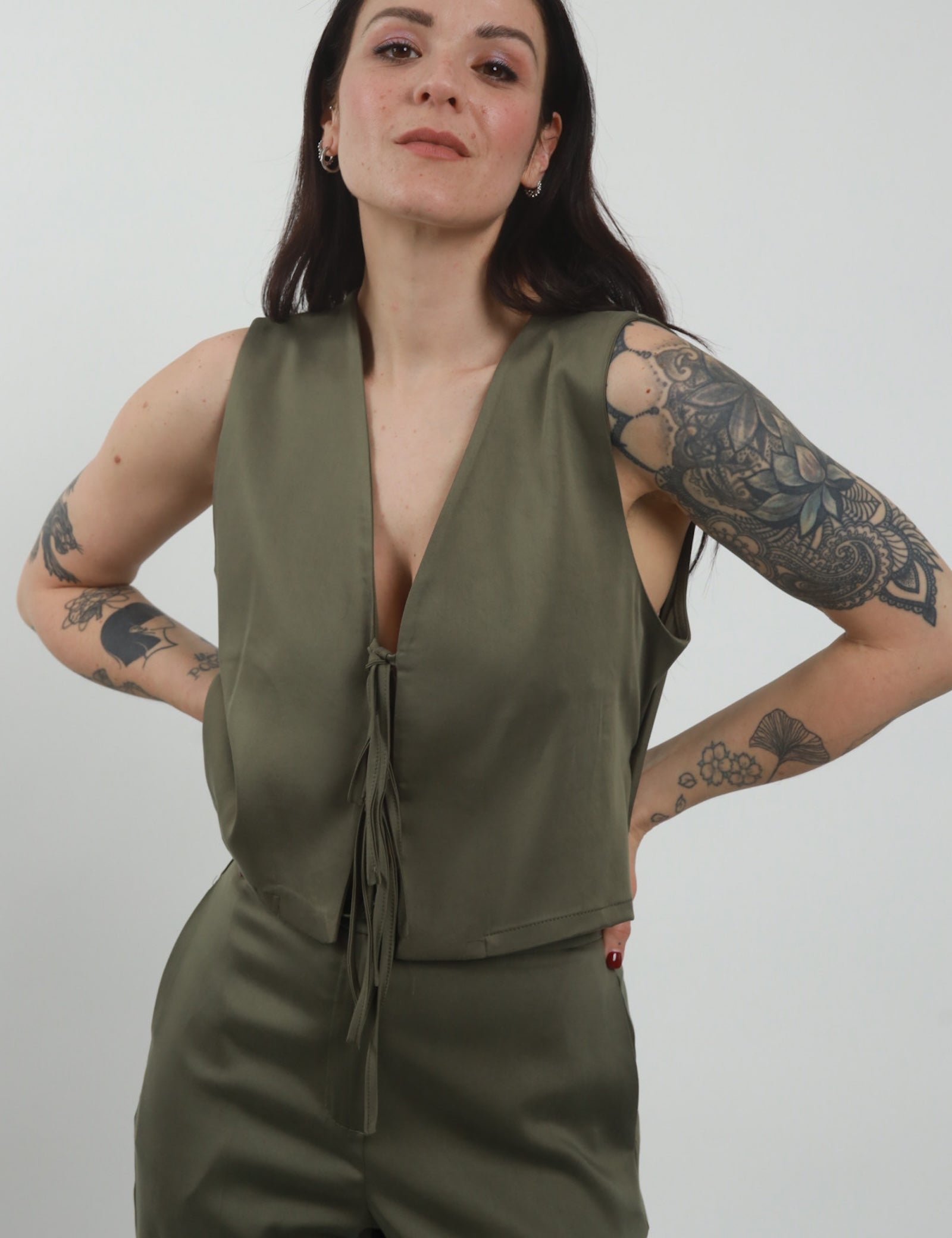 Gilet fluido fiocchetti