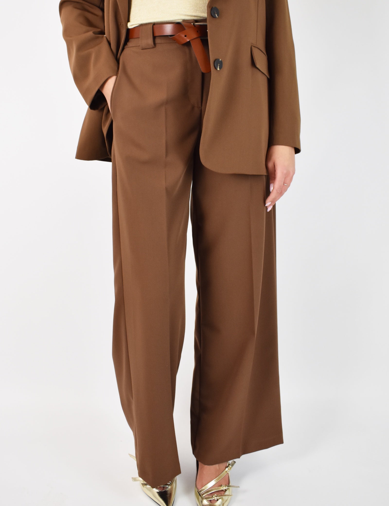 Pantalone dritto con cintura