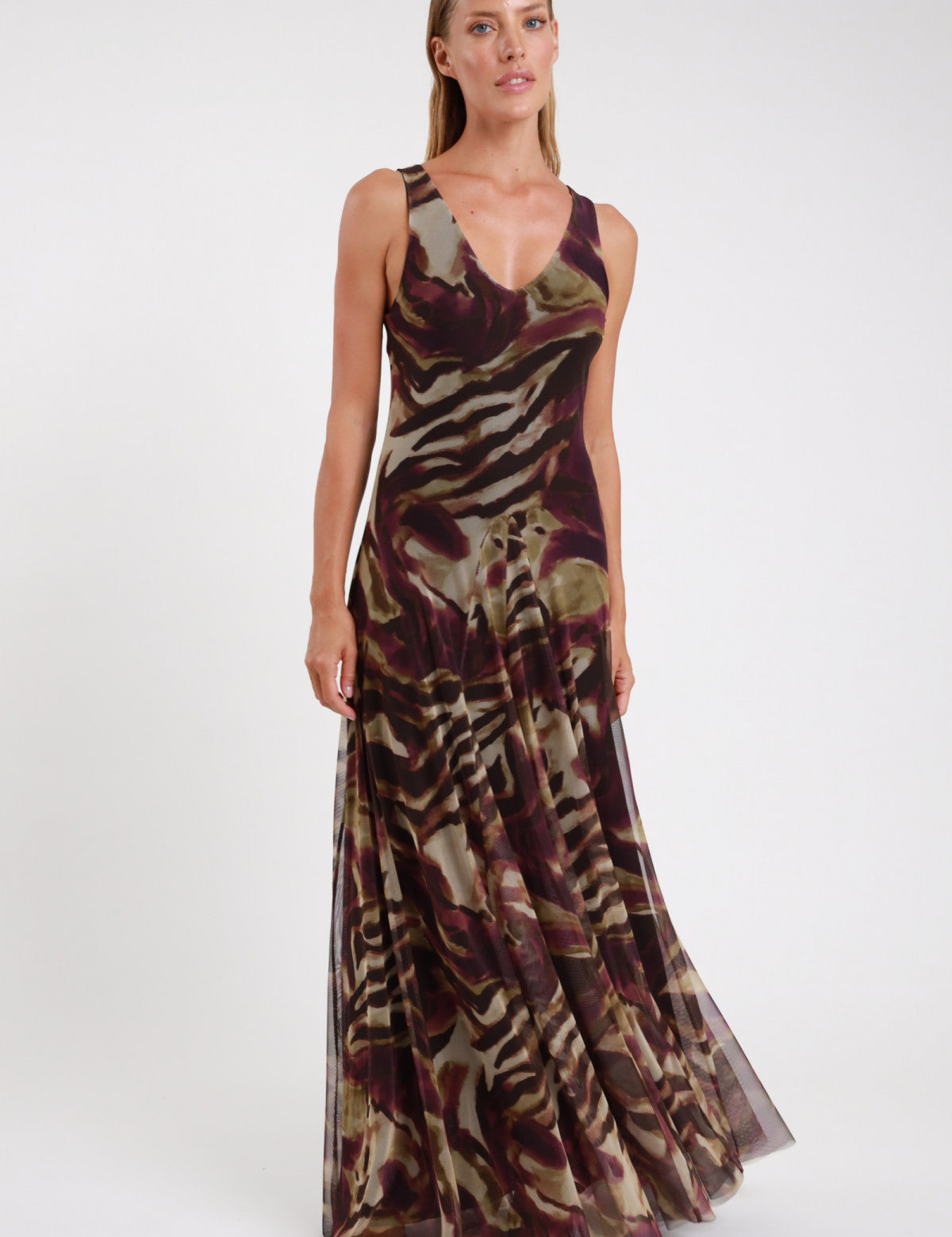 abito-lungo-tulle-95-pl-5-ea_1_d7a1483b-0a8c-40fa-8011-b69f5e83ddb9.jpg