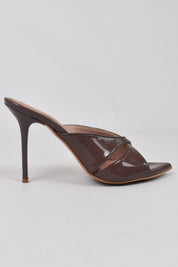 Mules vernice a punta