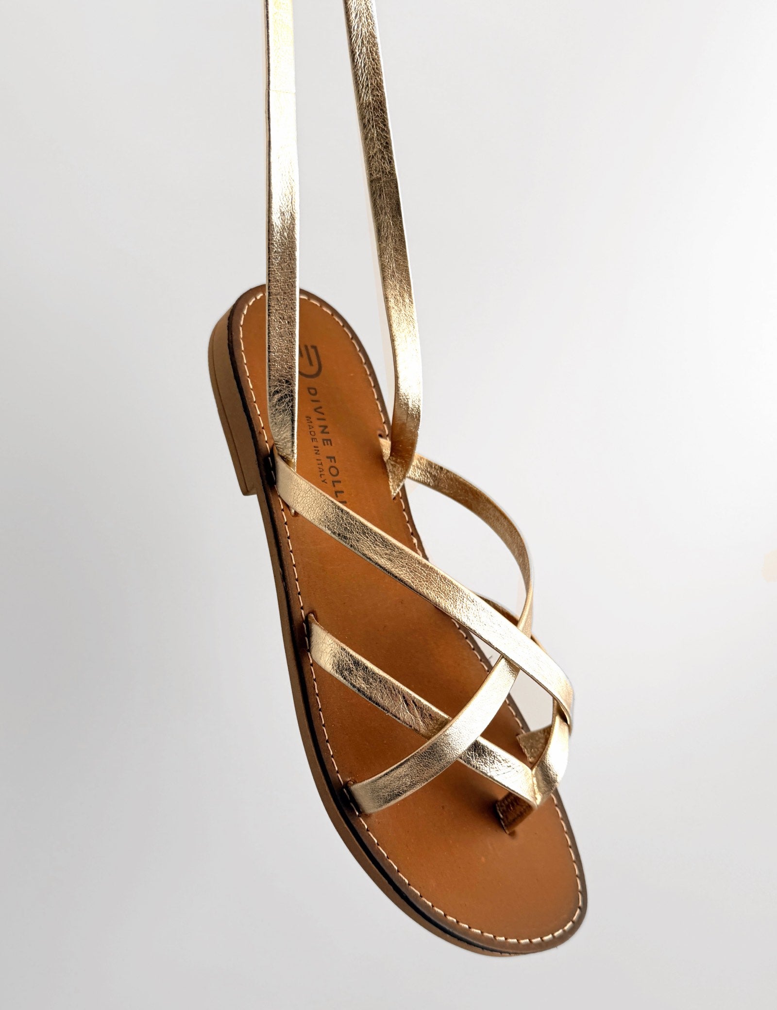 divine-follie-sandalo-schiava-oro.jpg