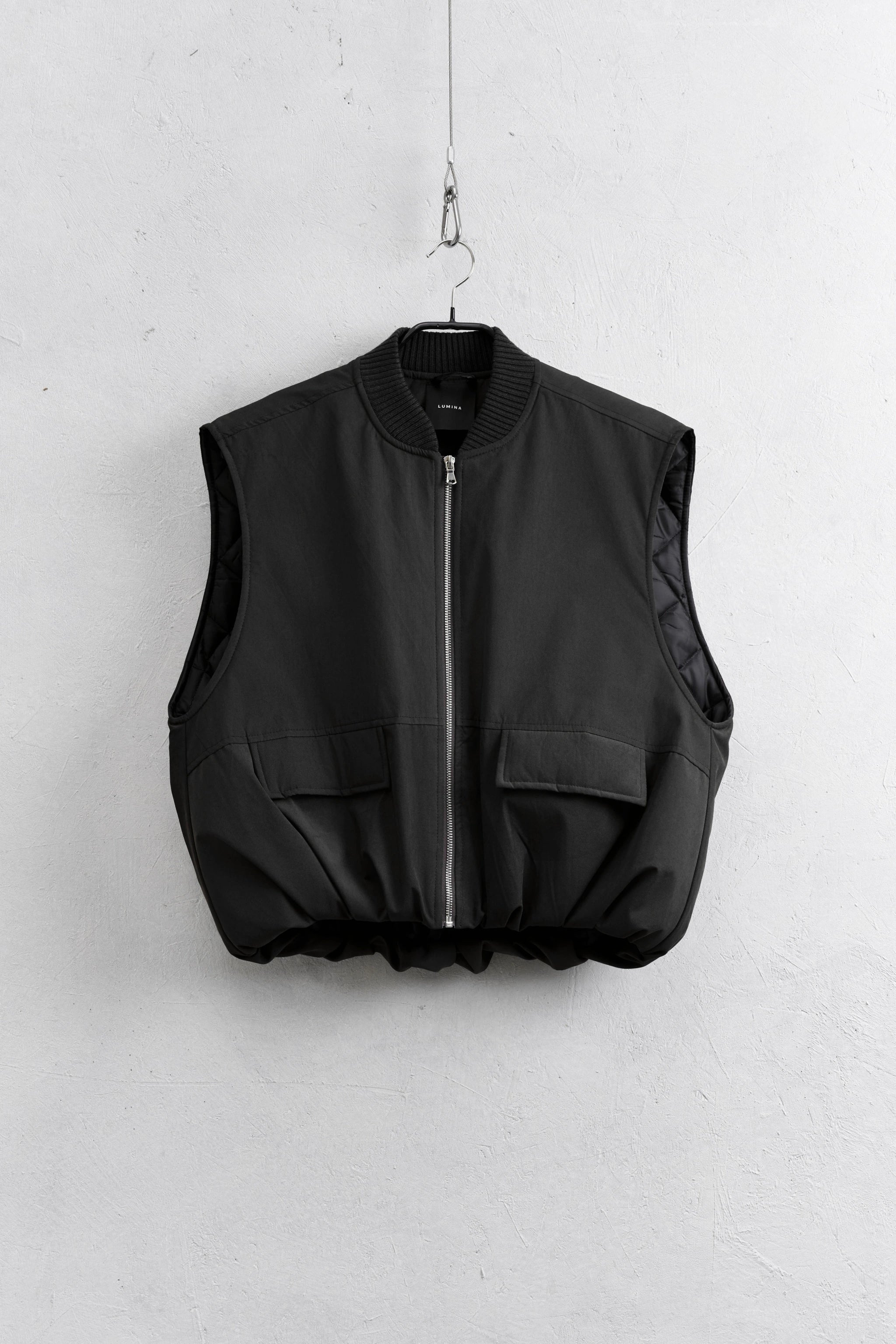 Gilet urban con tasche e zip