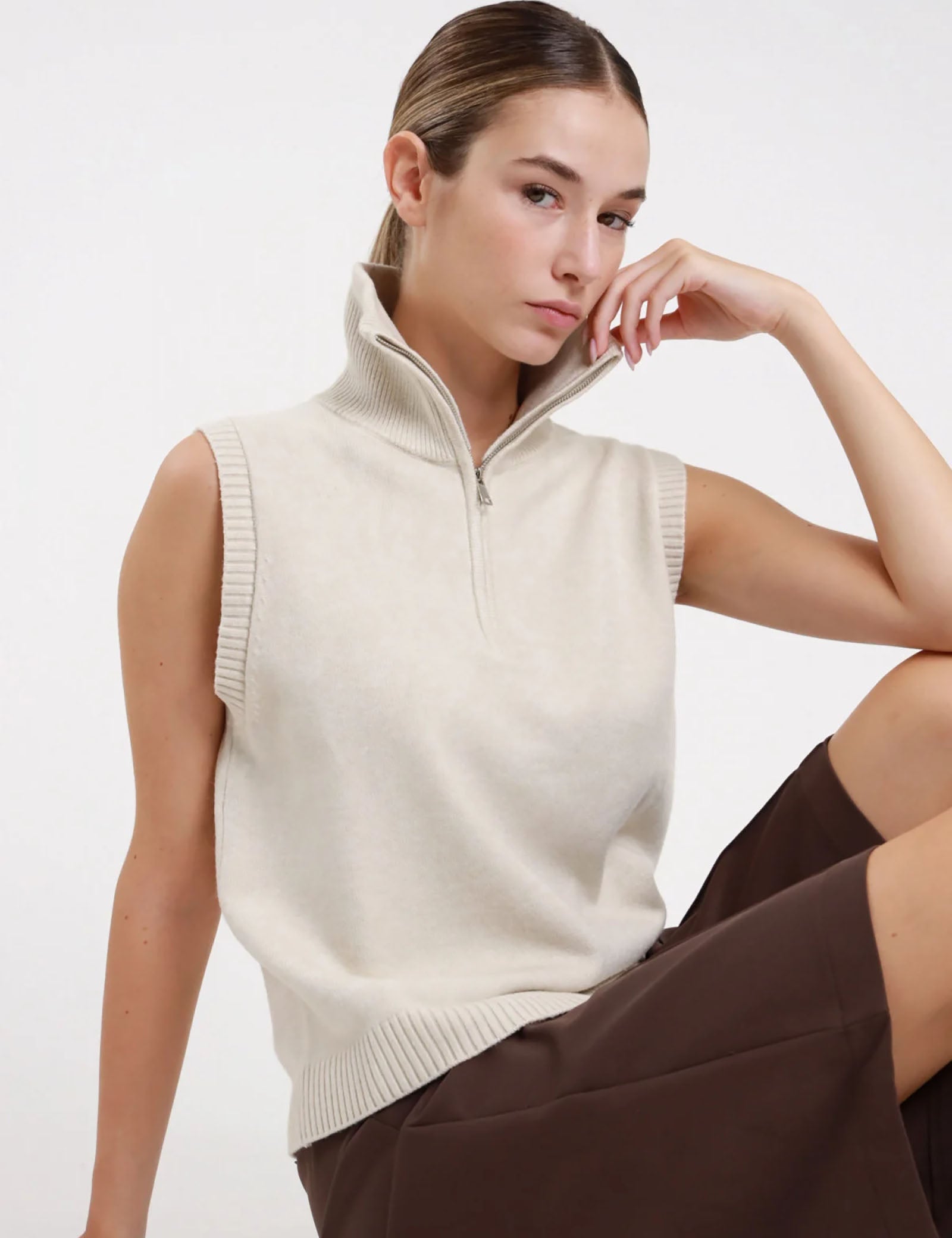 Maglia smanicata quarter zip