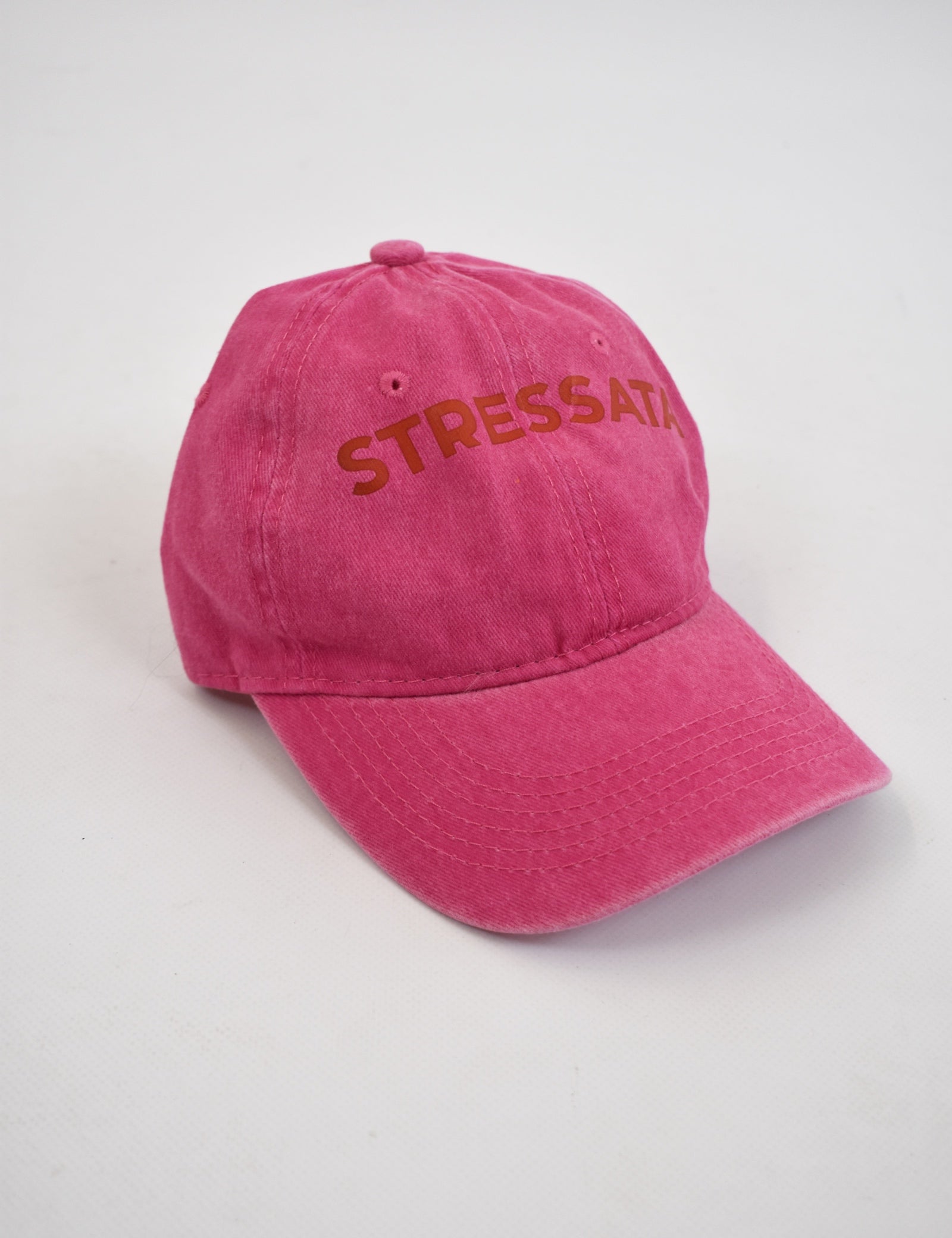 cappellino di Haveone marmorizzato rosa con scritta STRESSATA, modello wma-q007