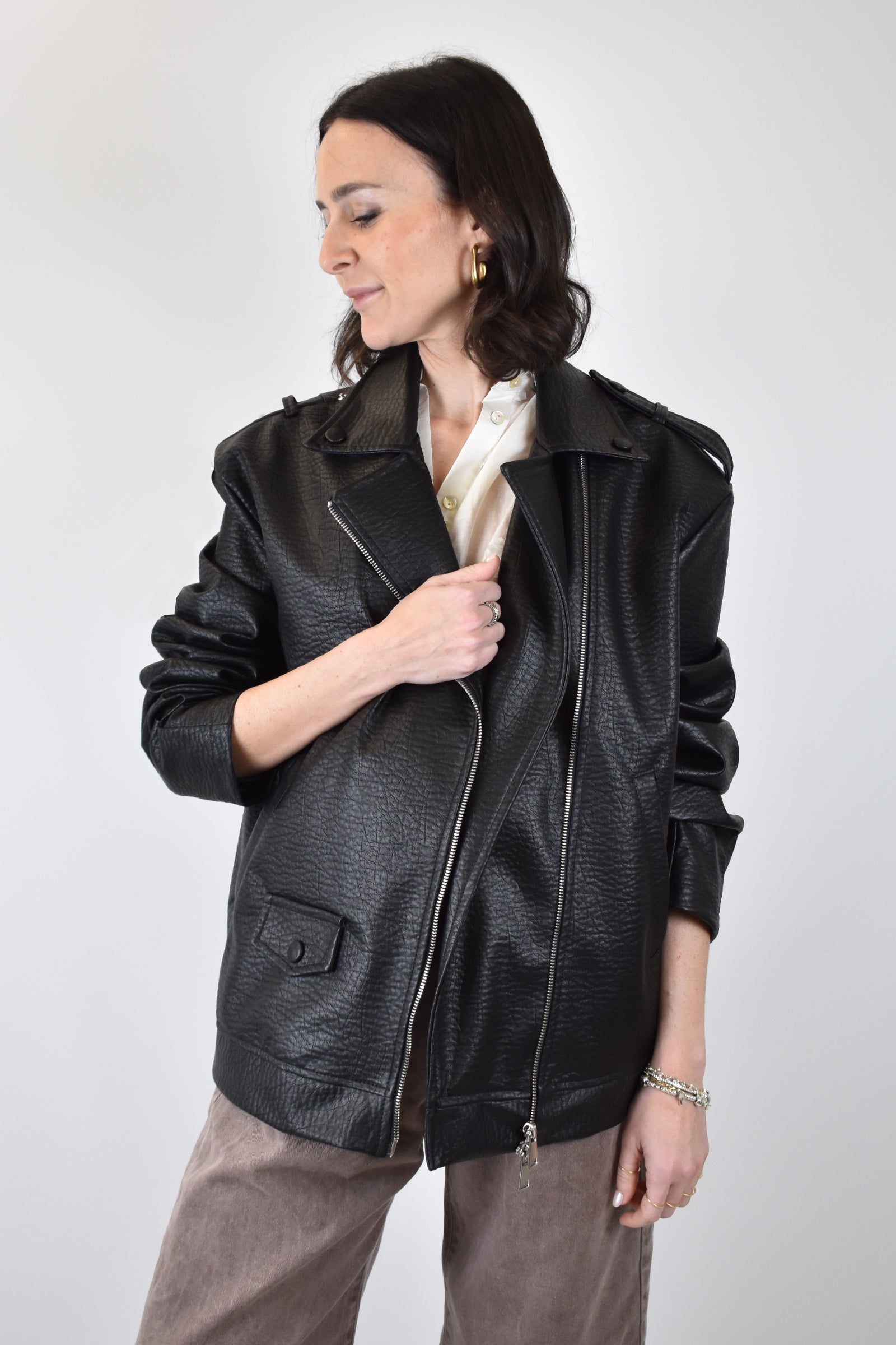 Chiodo ecopelle martellata