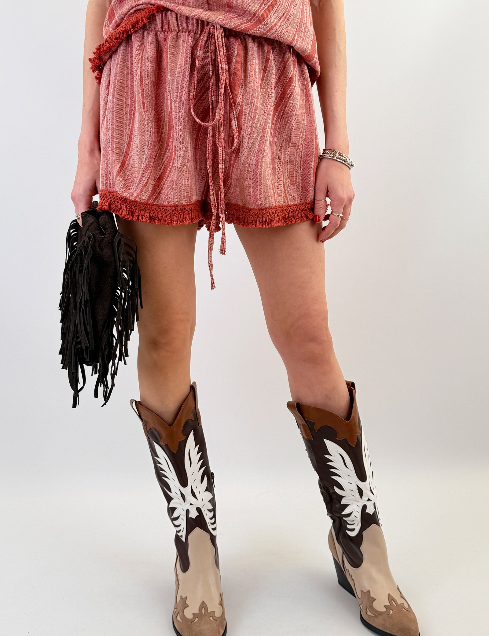 haveone-cordinato-shorts-frange-rosso.jpg