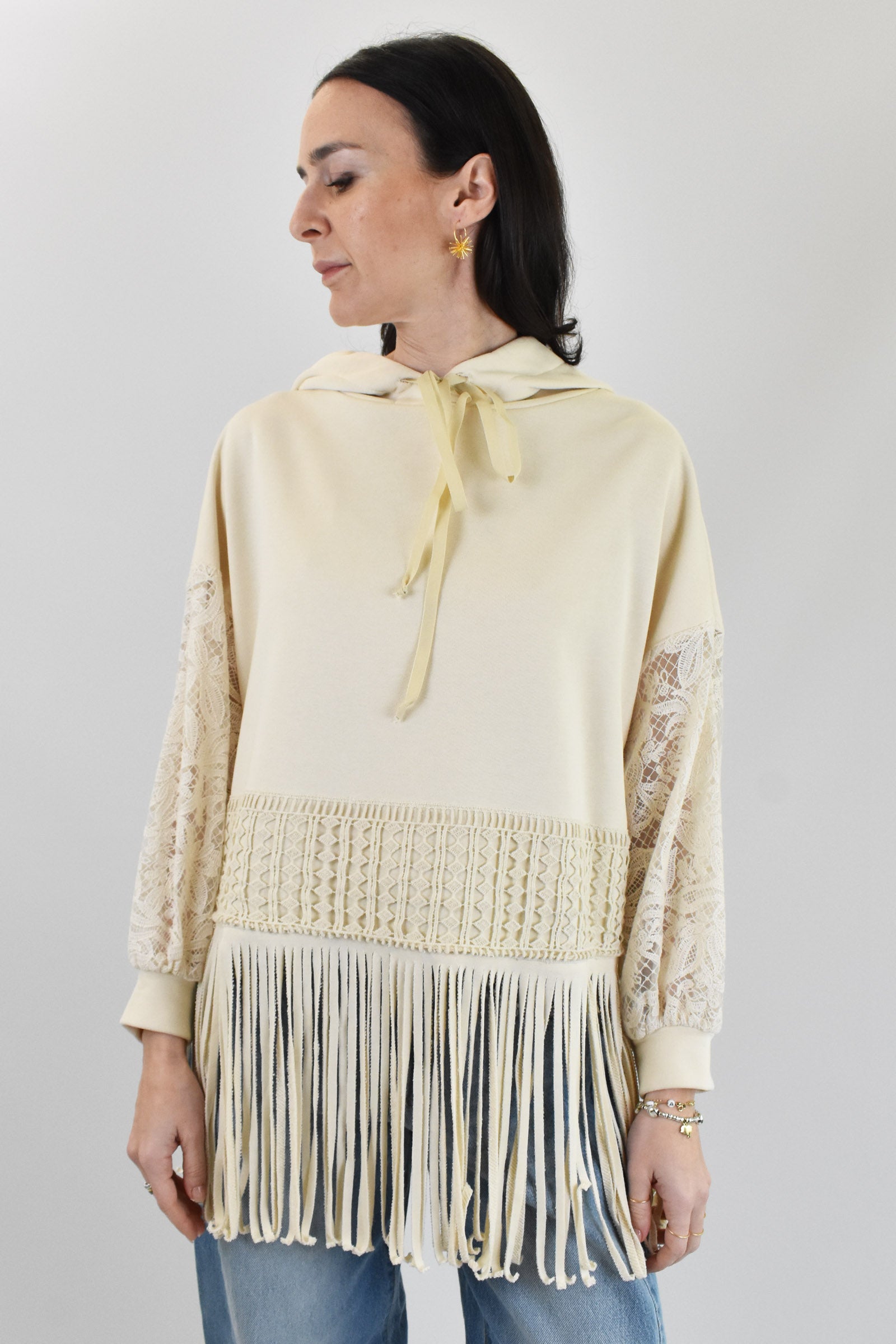 Felpa macramè e frange