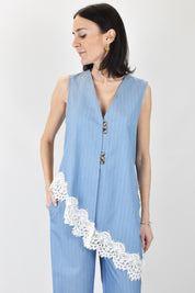 Gilet asimmetrico con pizzo