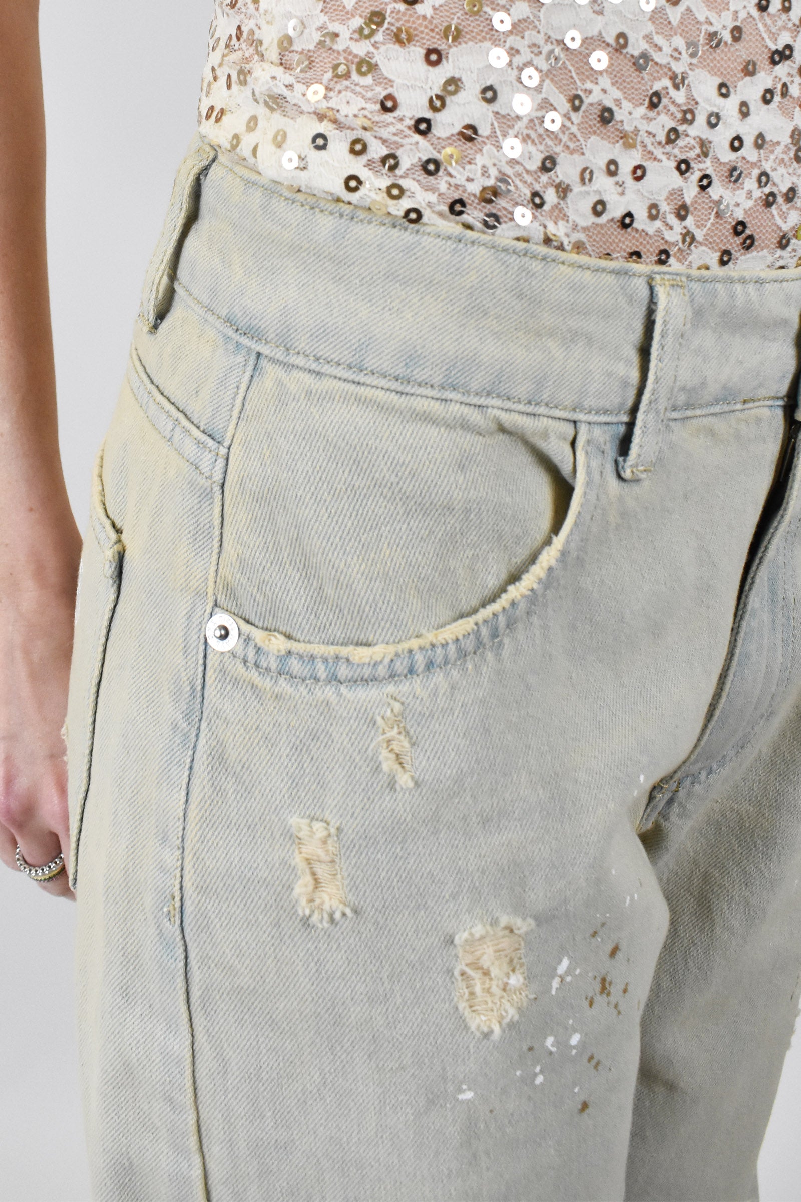 Jeans DAN strappi e vernice