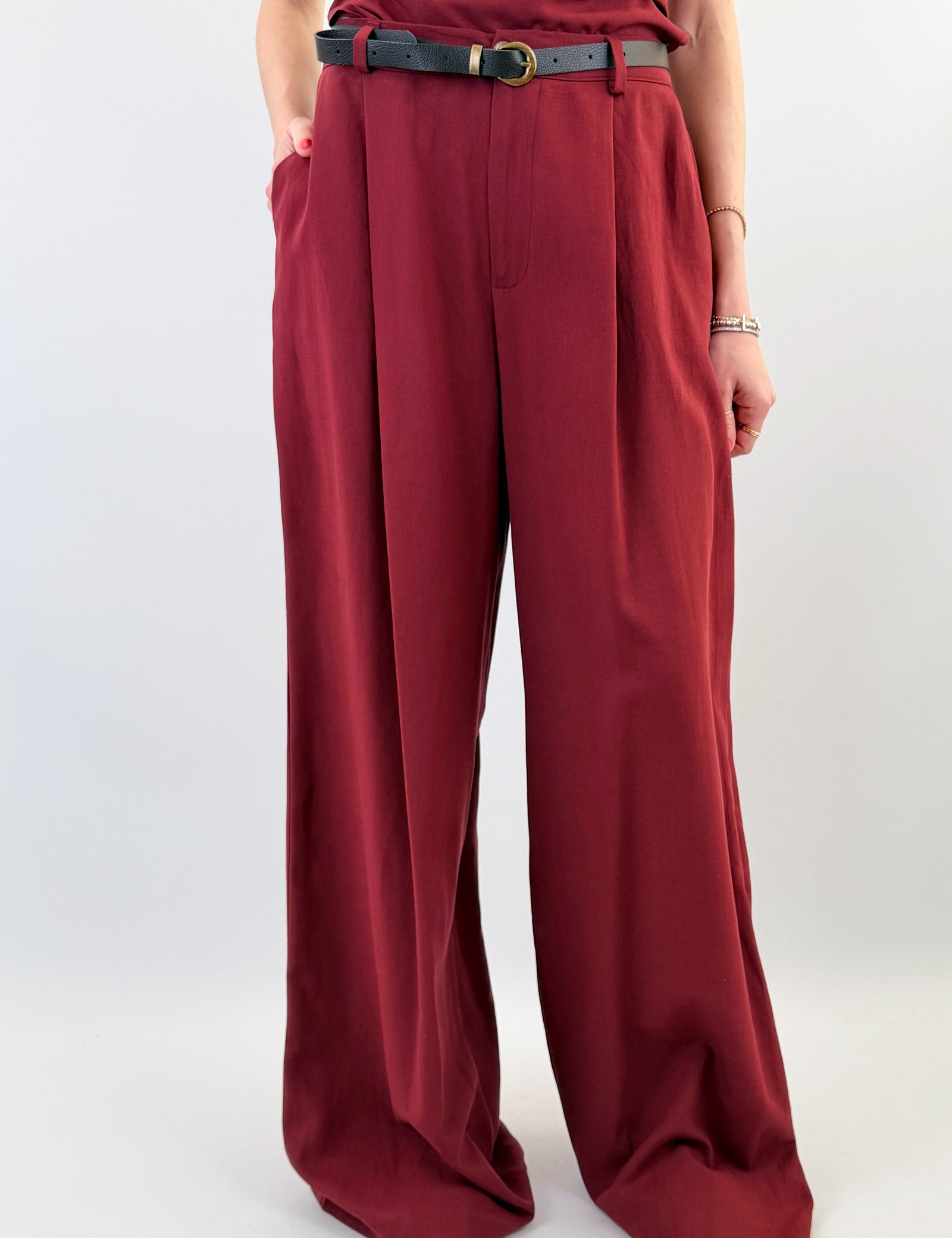 Pantalone con pinces