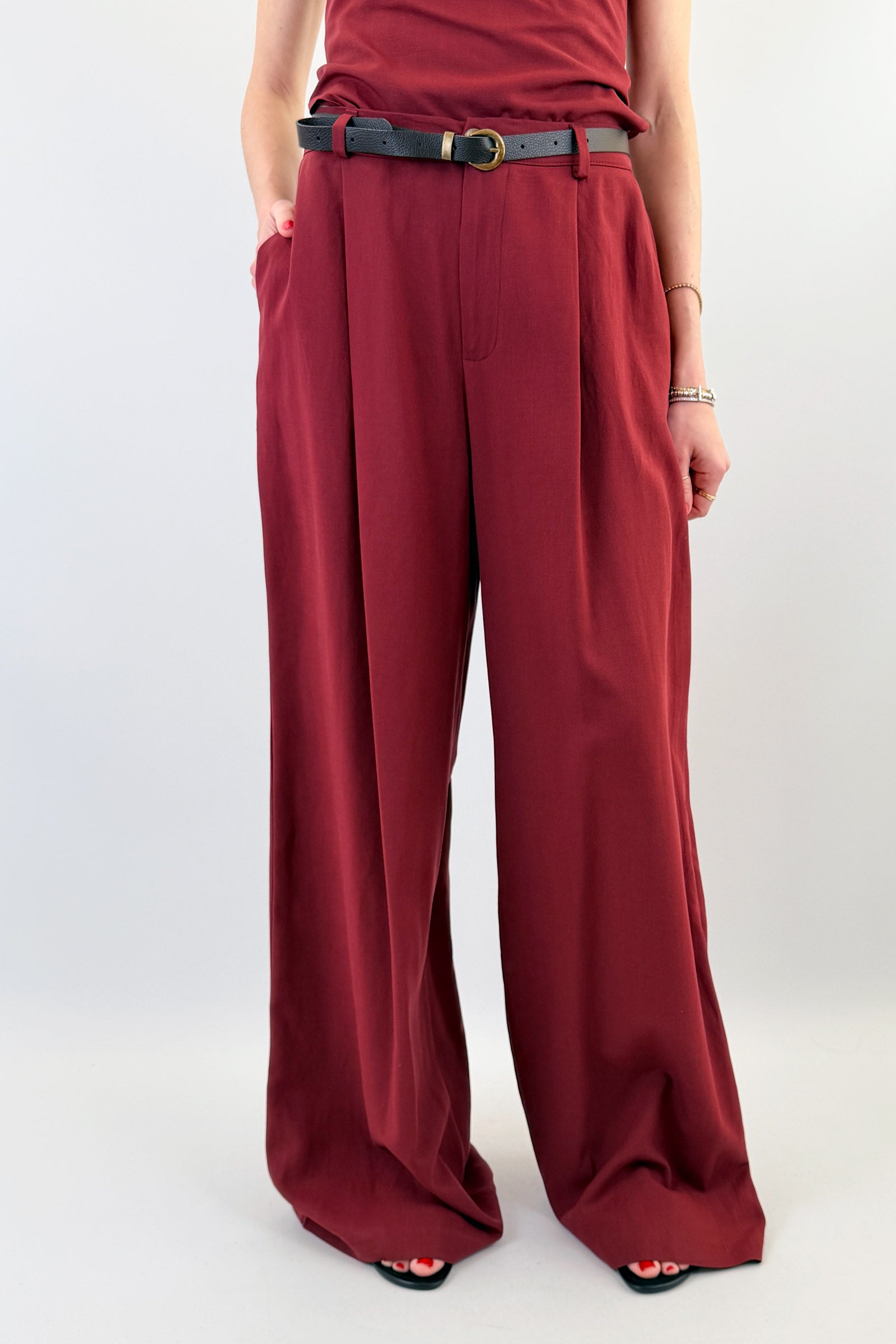 Pantalone con pinces