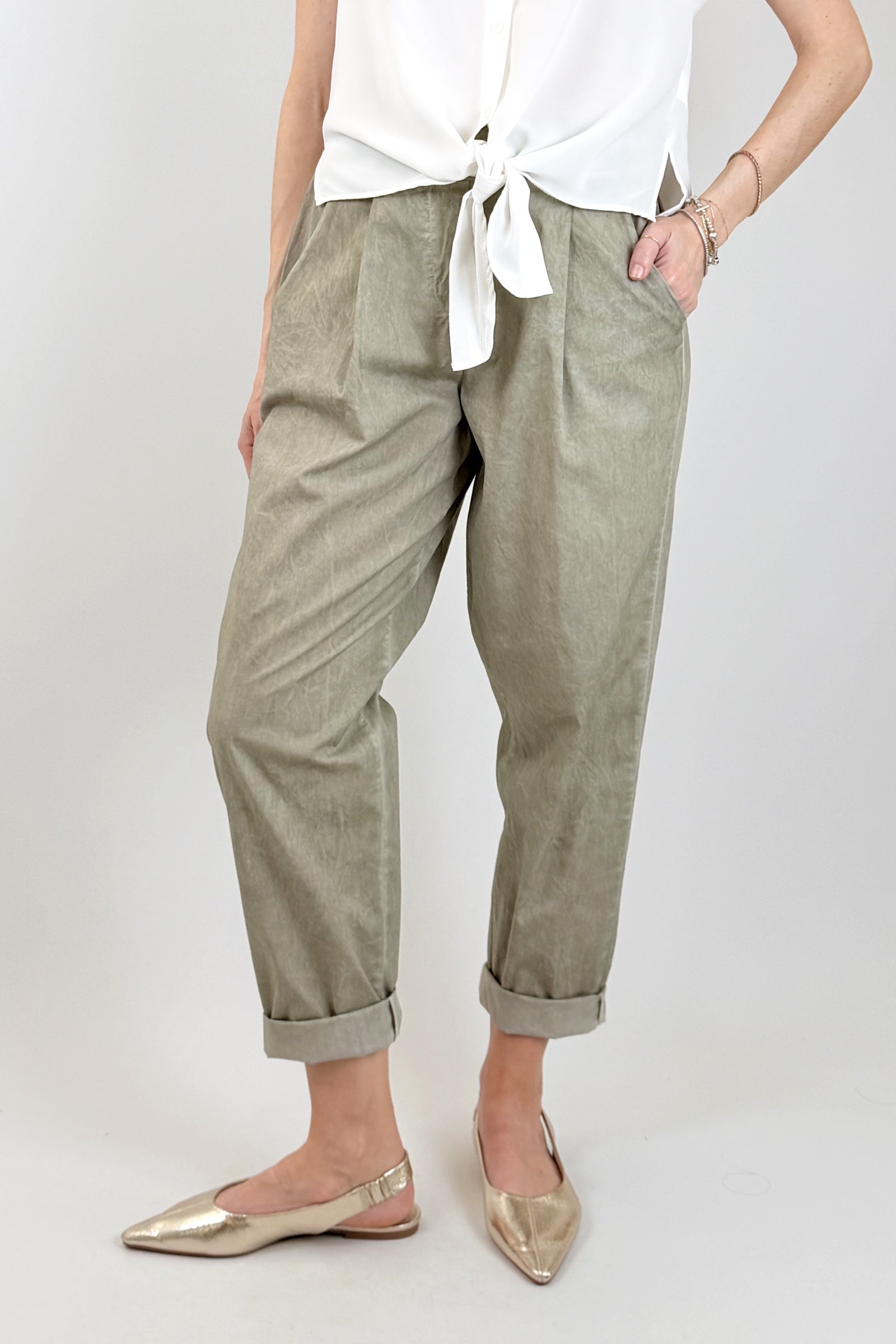 Pantalone in cotone con pinces