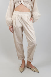 Pantalone in cotone con pinces