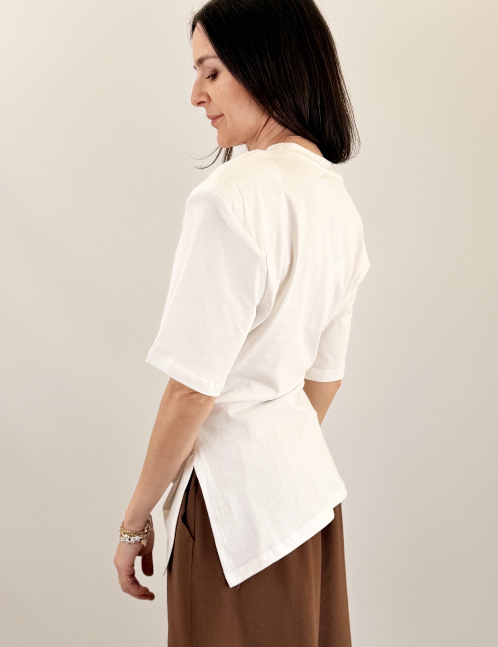 haveone-t-shirt-incrociata-bianca-dietro.jpg