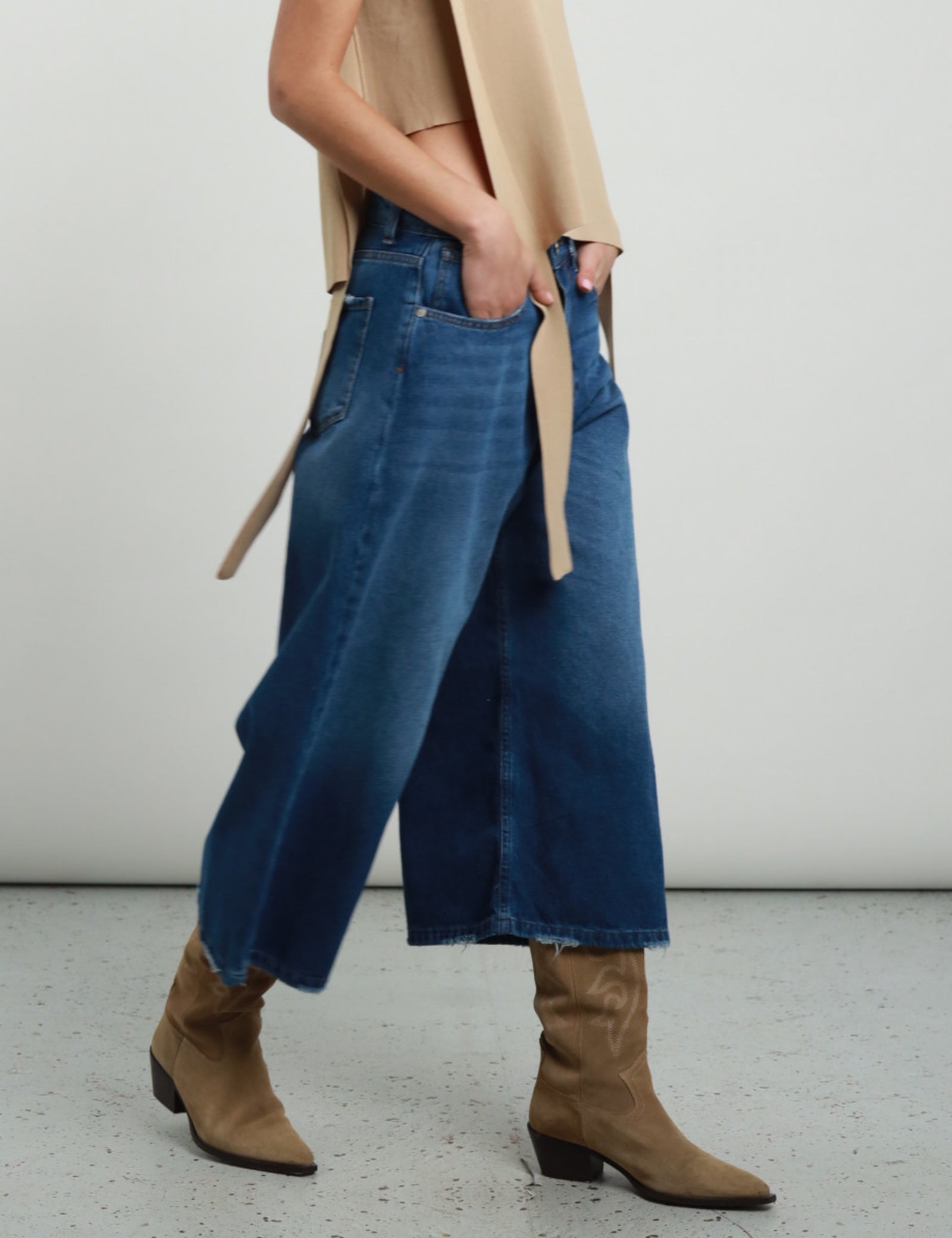 jeans-gamba-larga-100-co27.jpg