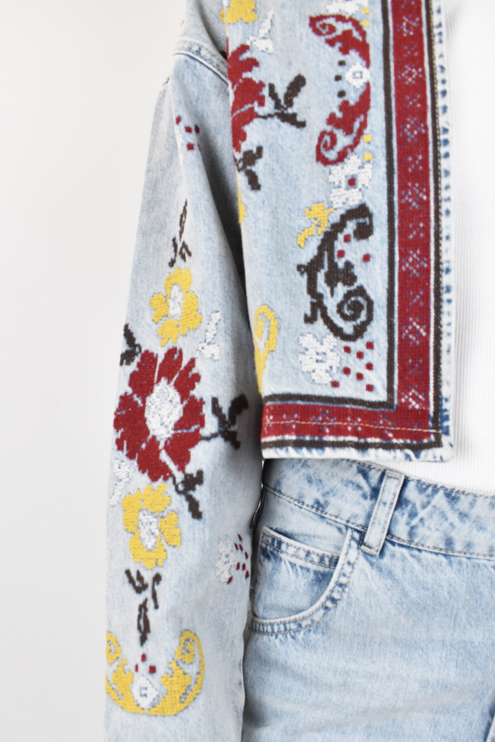 Giacchino denim con ricami