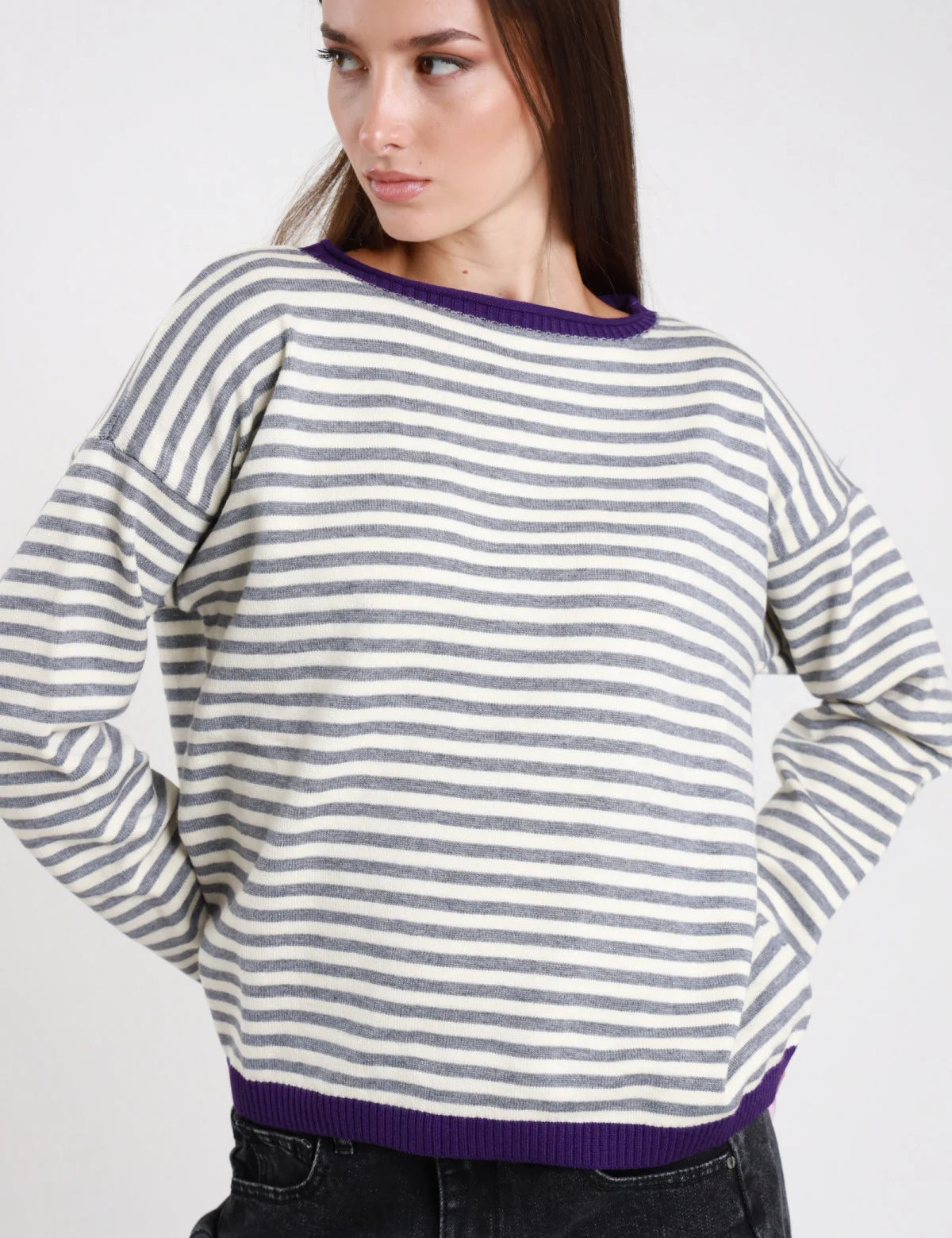 Maglia a righe con contrasti