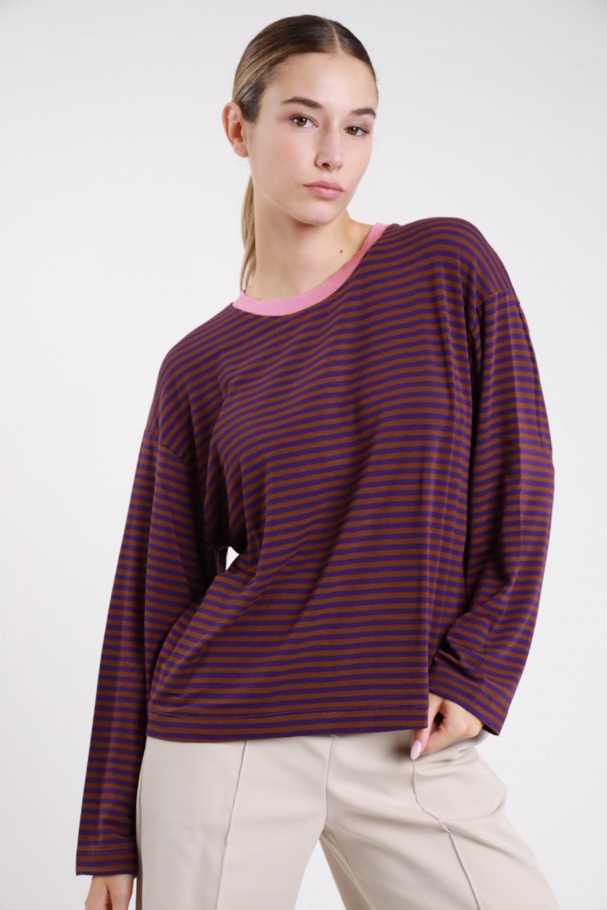 Maglia girocollo a righe