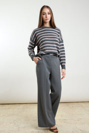 Pantalone svasato con cintura