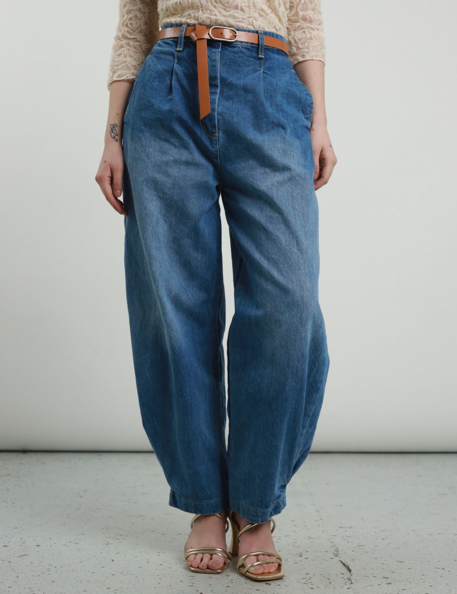 Jeans Baggy con cinta