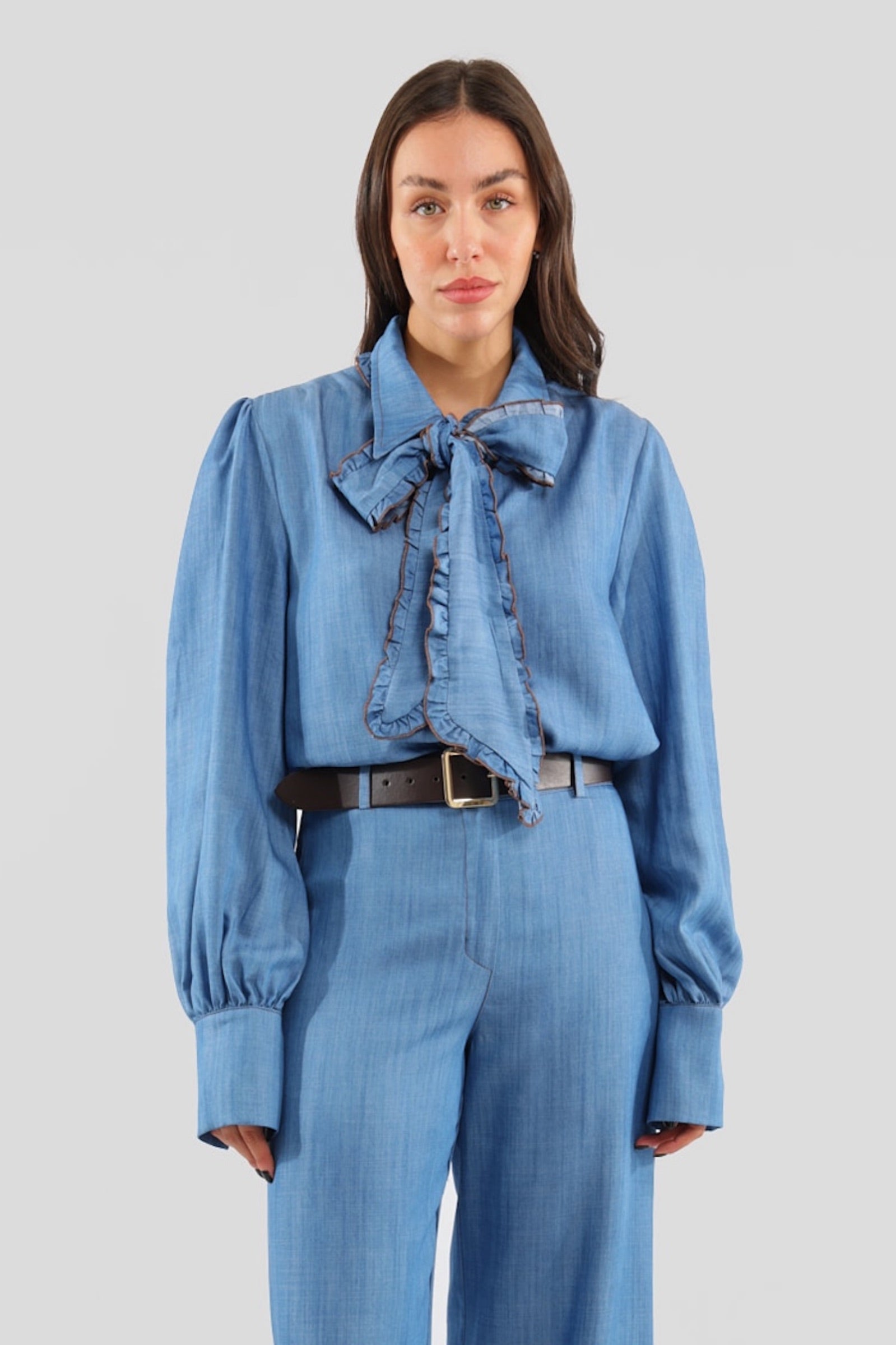 Camicia denim con fiocco