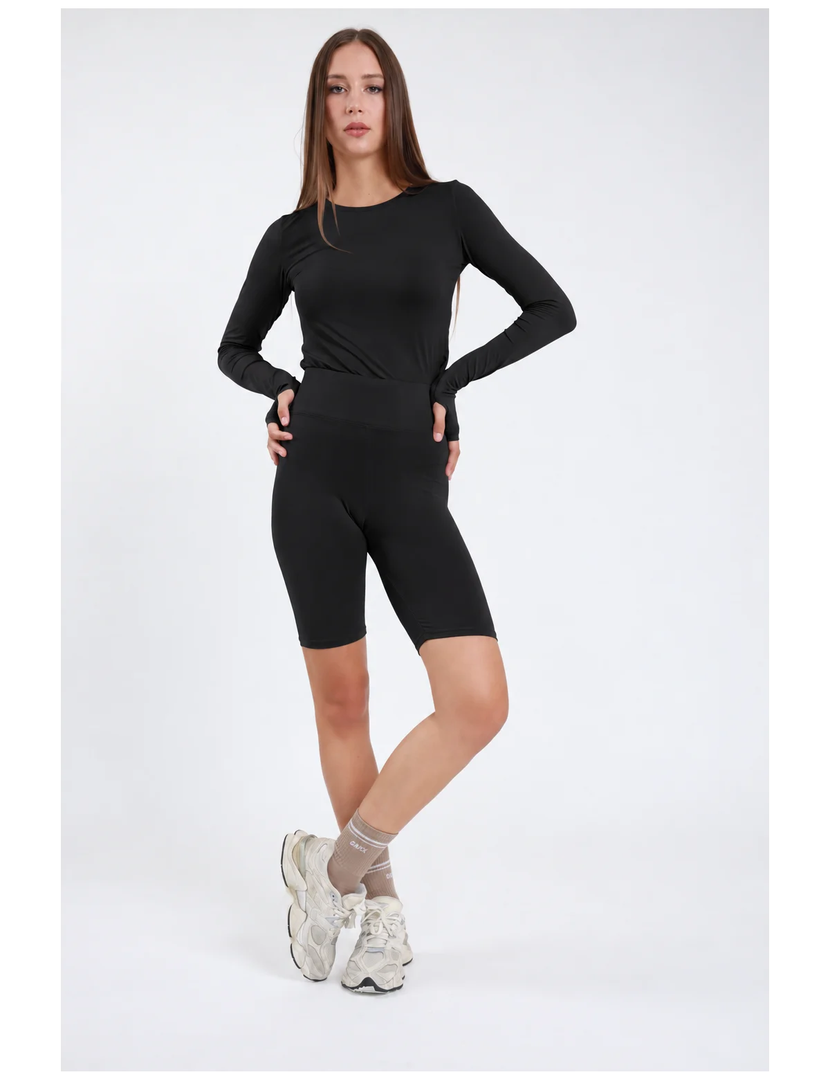 short-smx-body-fit-95-tc-5-ea.webp