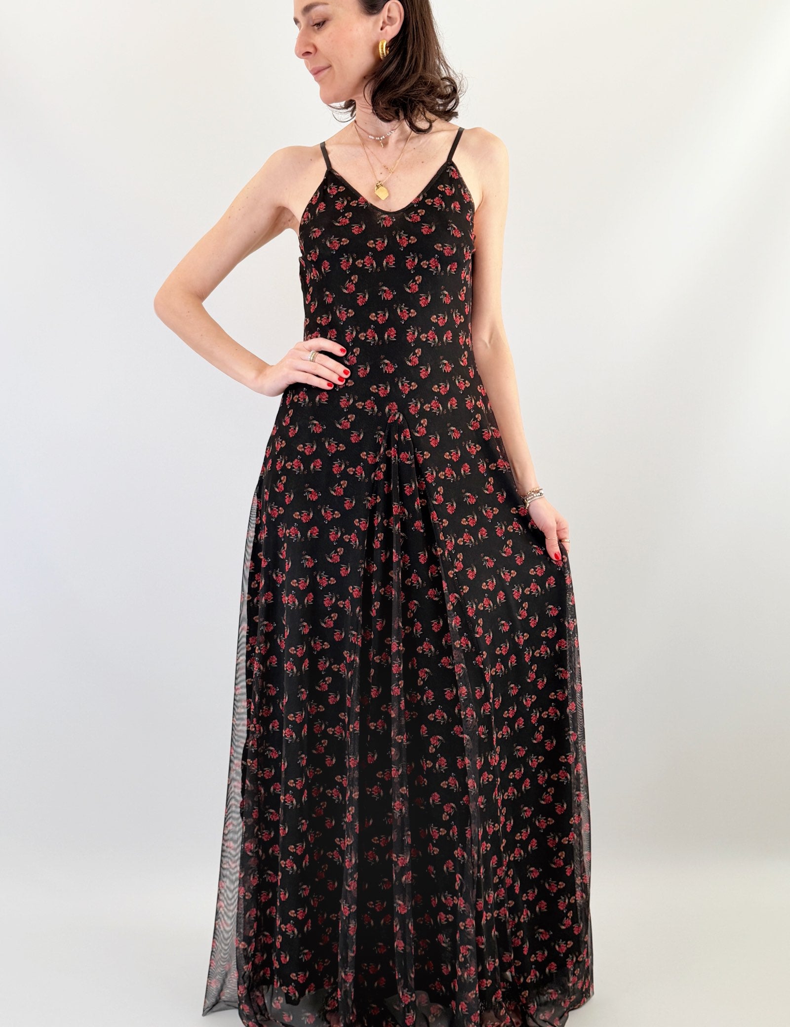 susy-mix-abito-tulle-nero-fiori.jpg