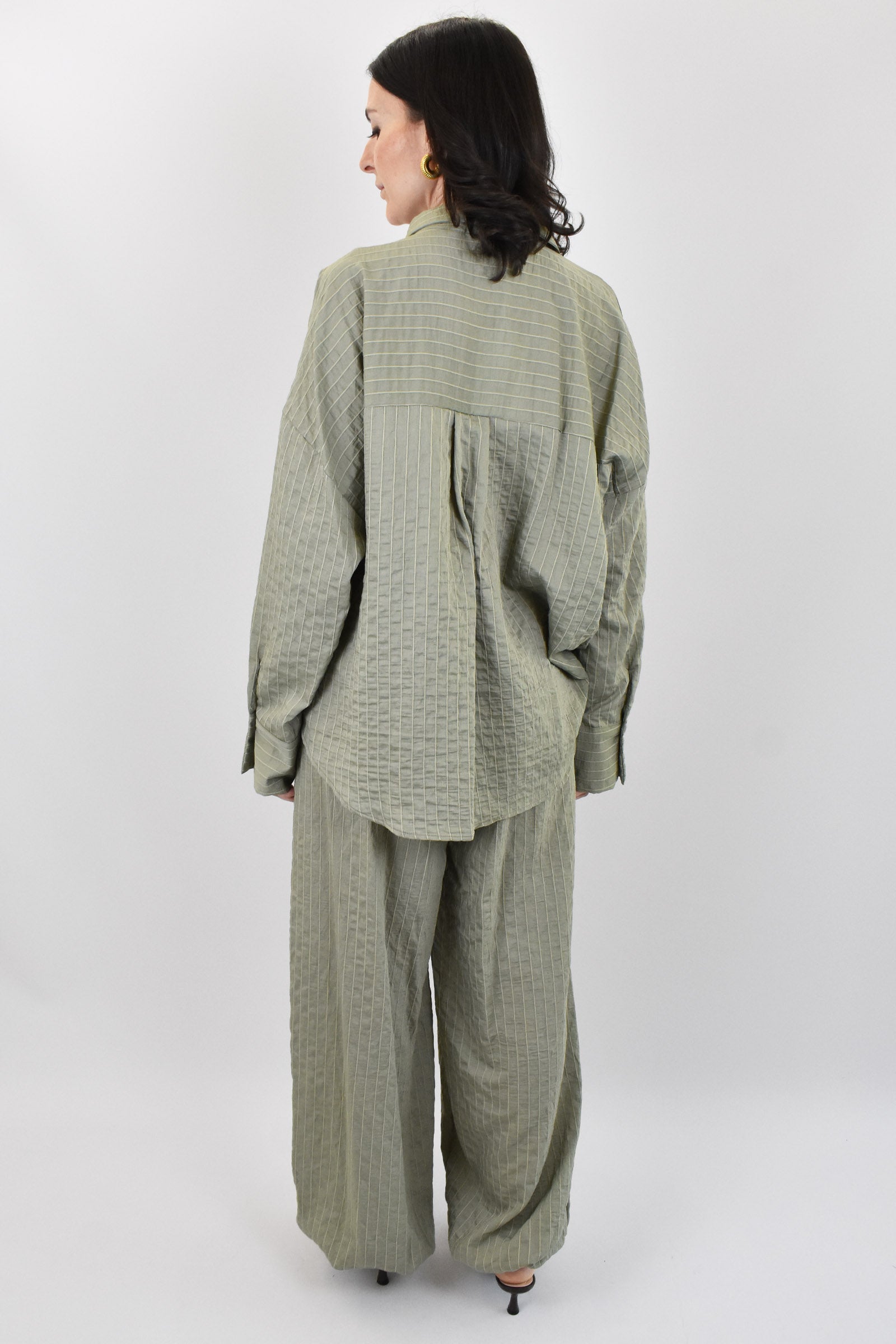 Completo camicia e pantalone