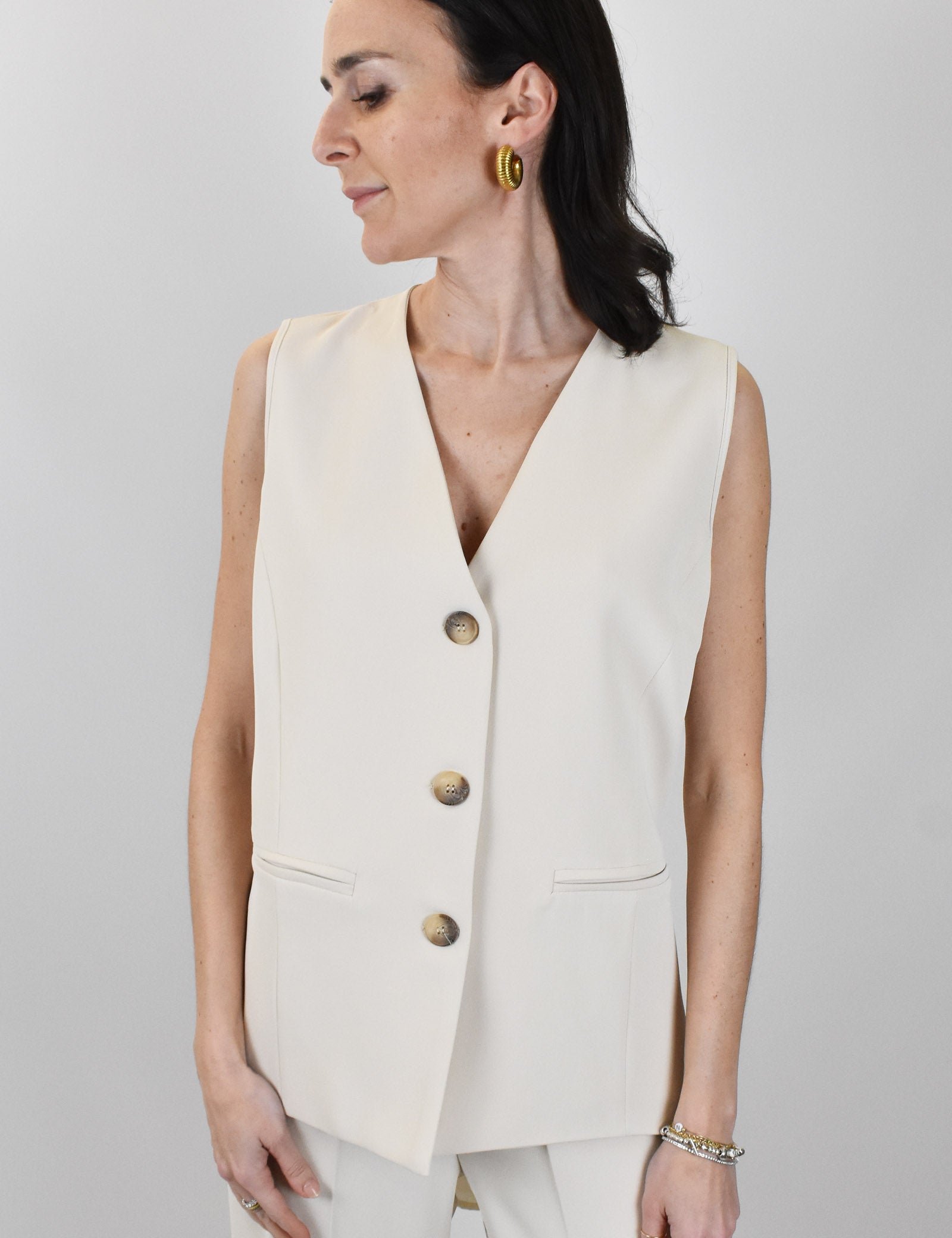 susy-mix-completogilet-pantalone-bianco.jpg
